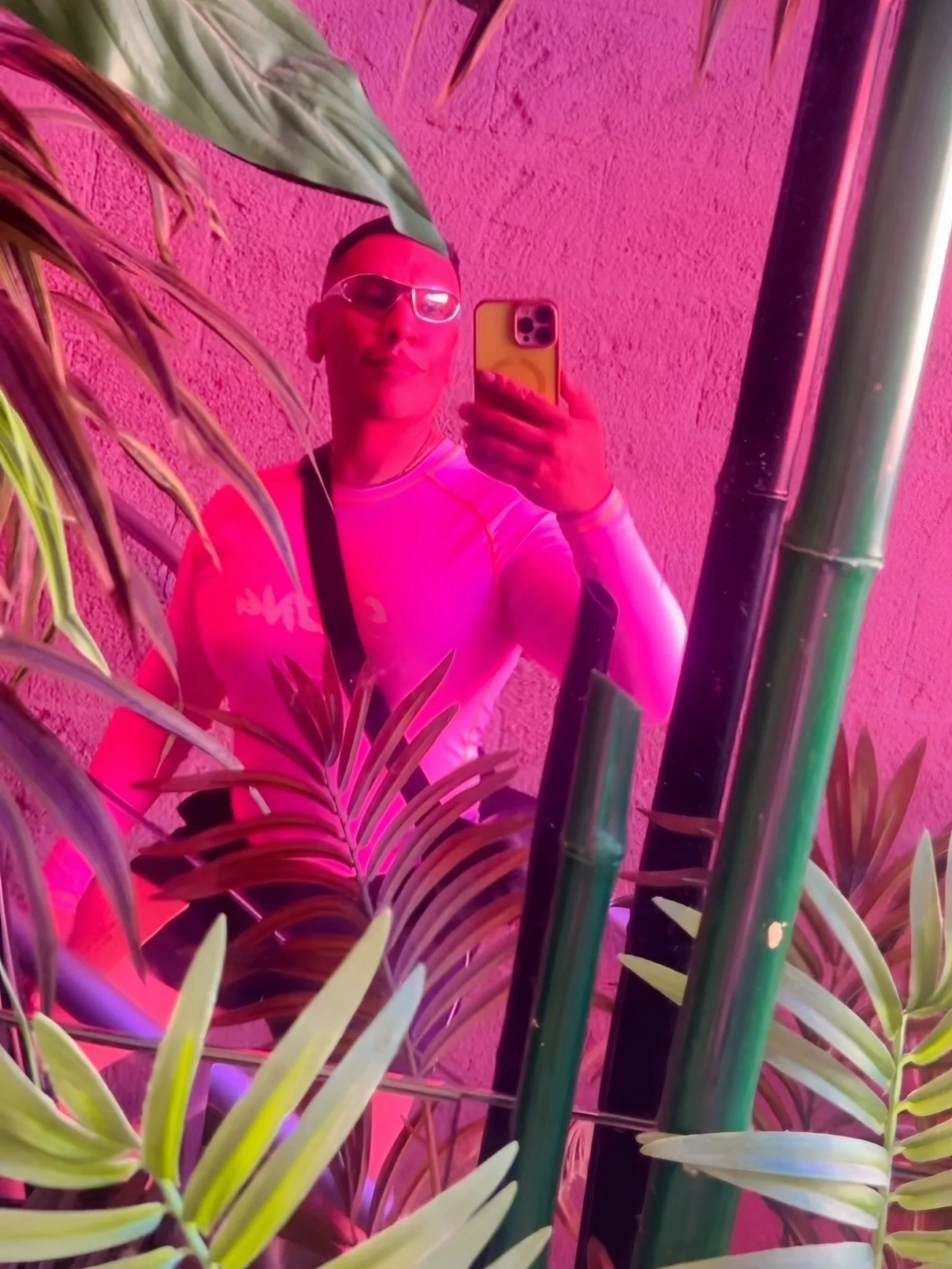 Sugar, spice and splash of pink 🩷🌴
Primary bath taking shape with fluted tiles x Calacatta viola marble✨
#jojodesignstudio 
#flutedtiles 
#calacattaviola 
#coolcoverings 
#bathdesign