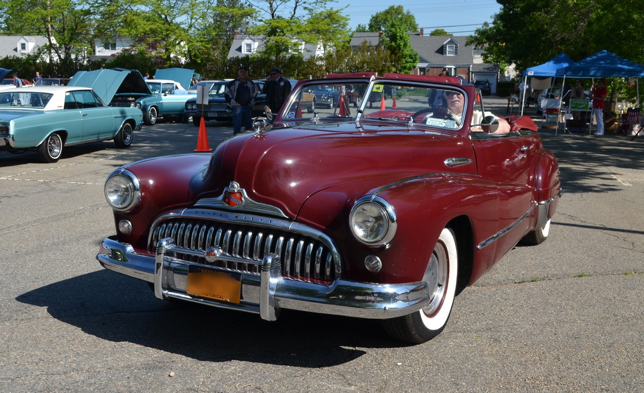 Gene & Susan Porcelli: 1947 Super Convertible