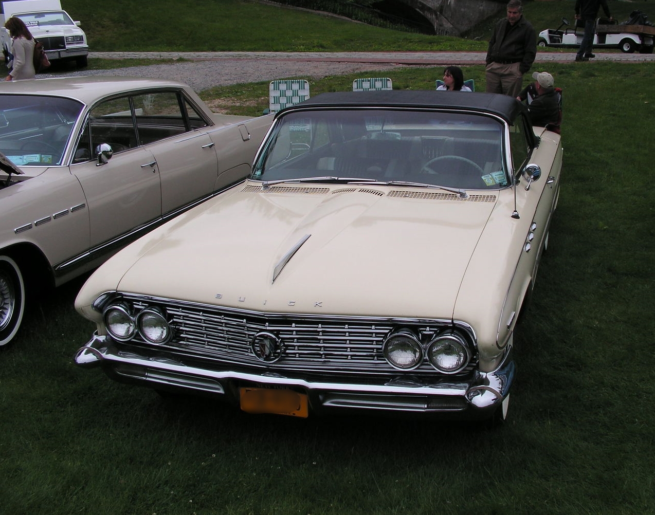 Eric Stoldt: 1961 Invicta Convertible