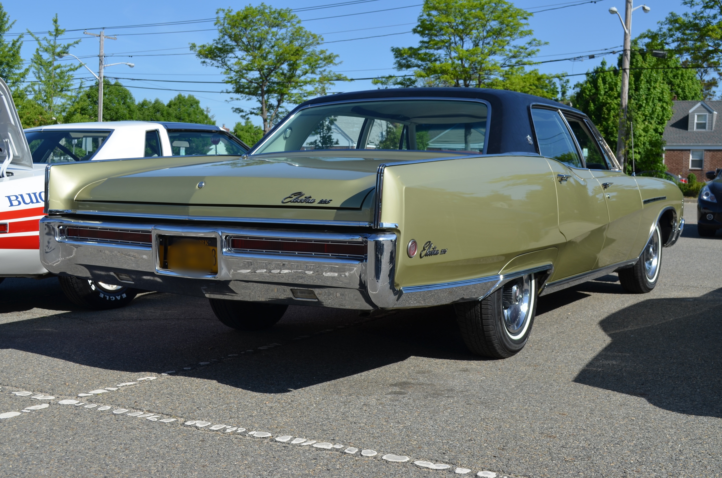 David & Jo Ann Millard: 1968 Electra 225 4 Dr. Hardtop Sedan