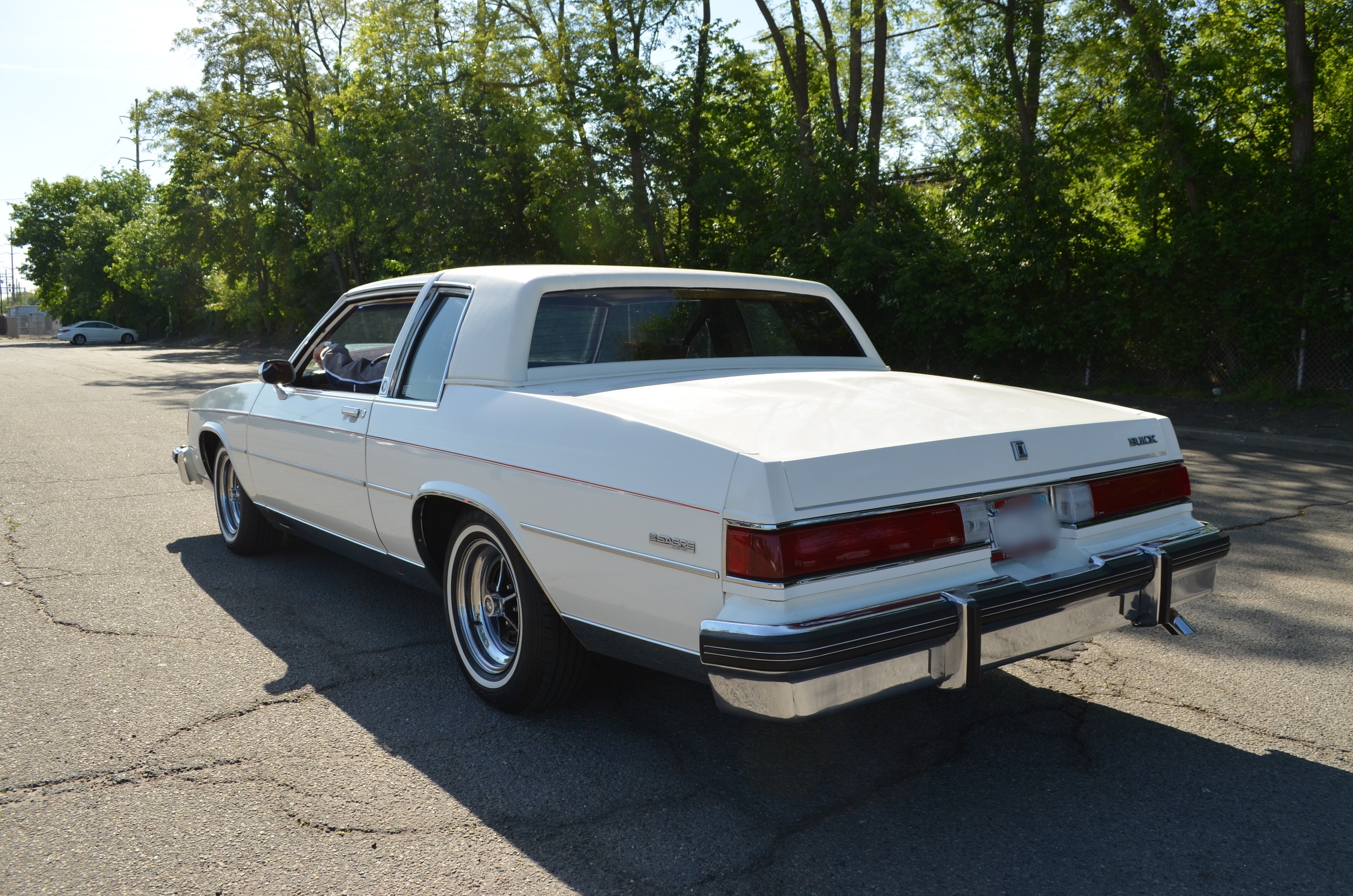 Pat & Alberta Cozza: 1985 LeSabre Coupe