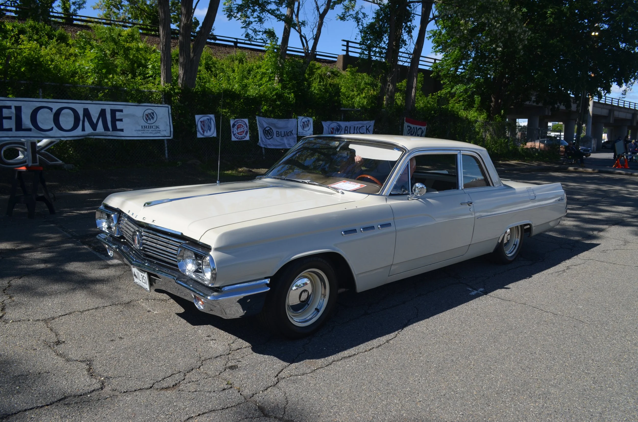 1963 LeSabre 2 Dr. Coupe