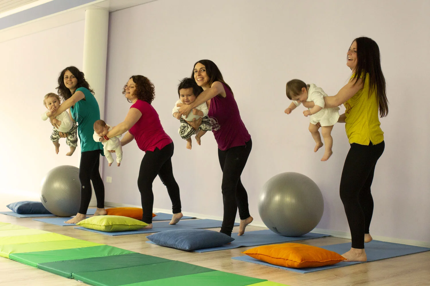 yoga-post-parto-2.jpg