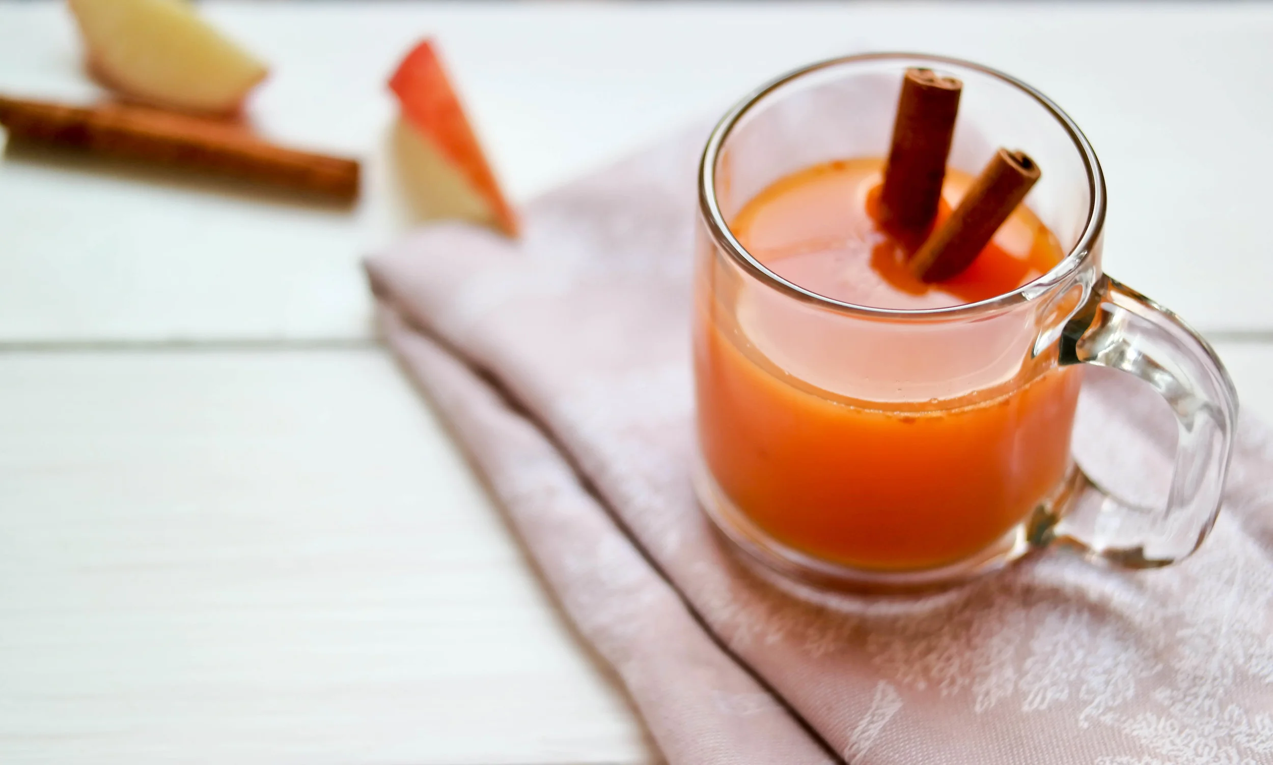 Warming Apple Cider and Persimmon Juice 