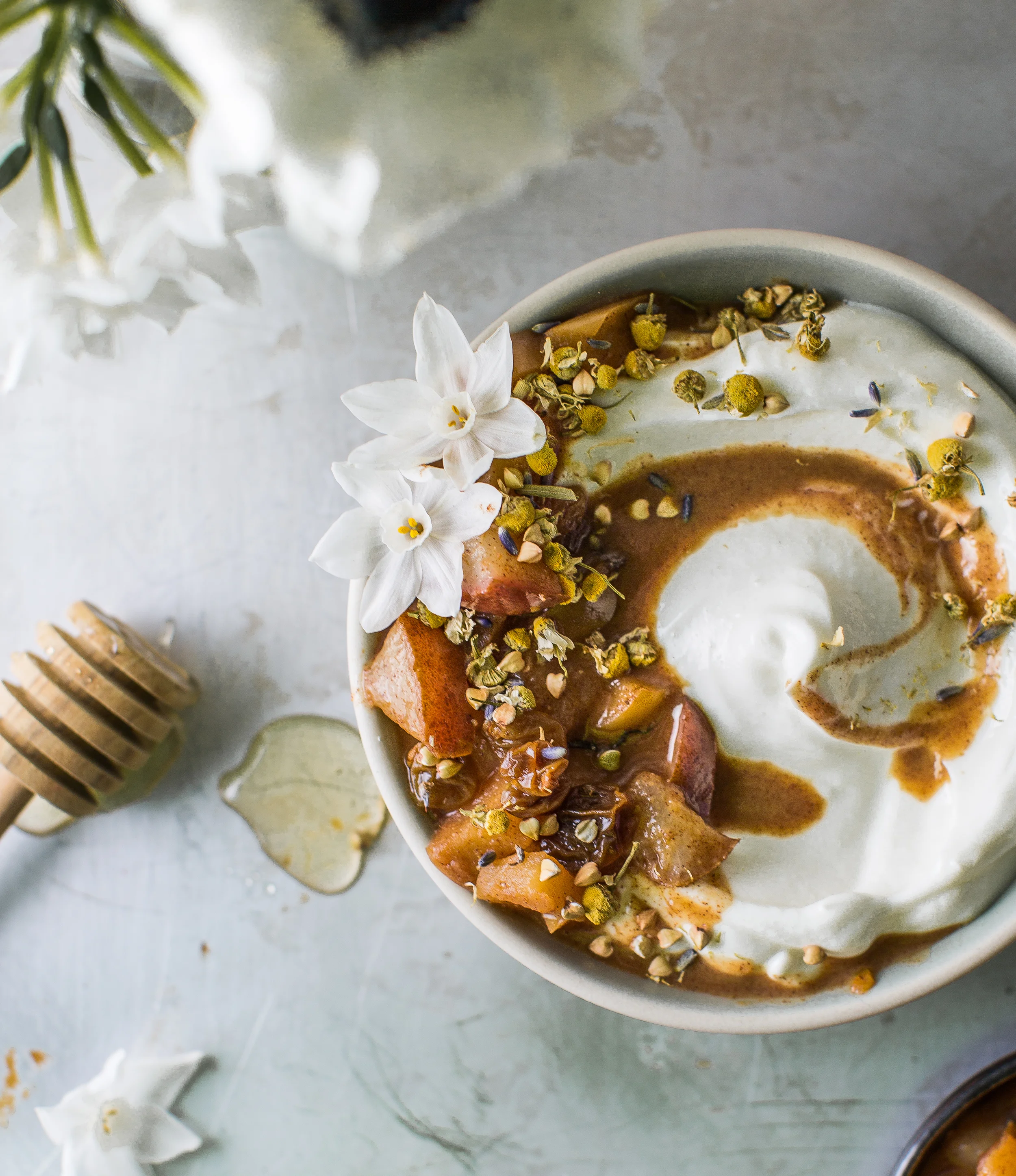 Breakfast To-Go: Stewed Cinnamon Apples in a Yogurt Parfait