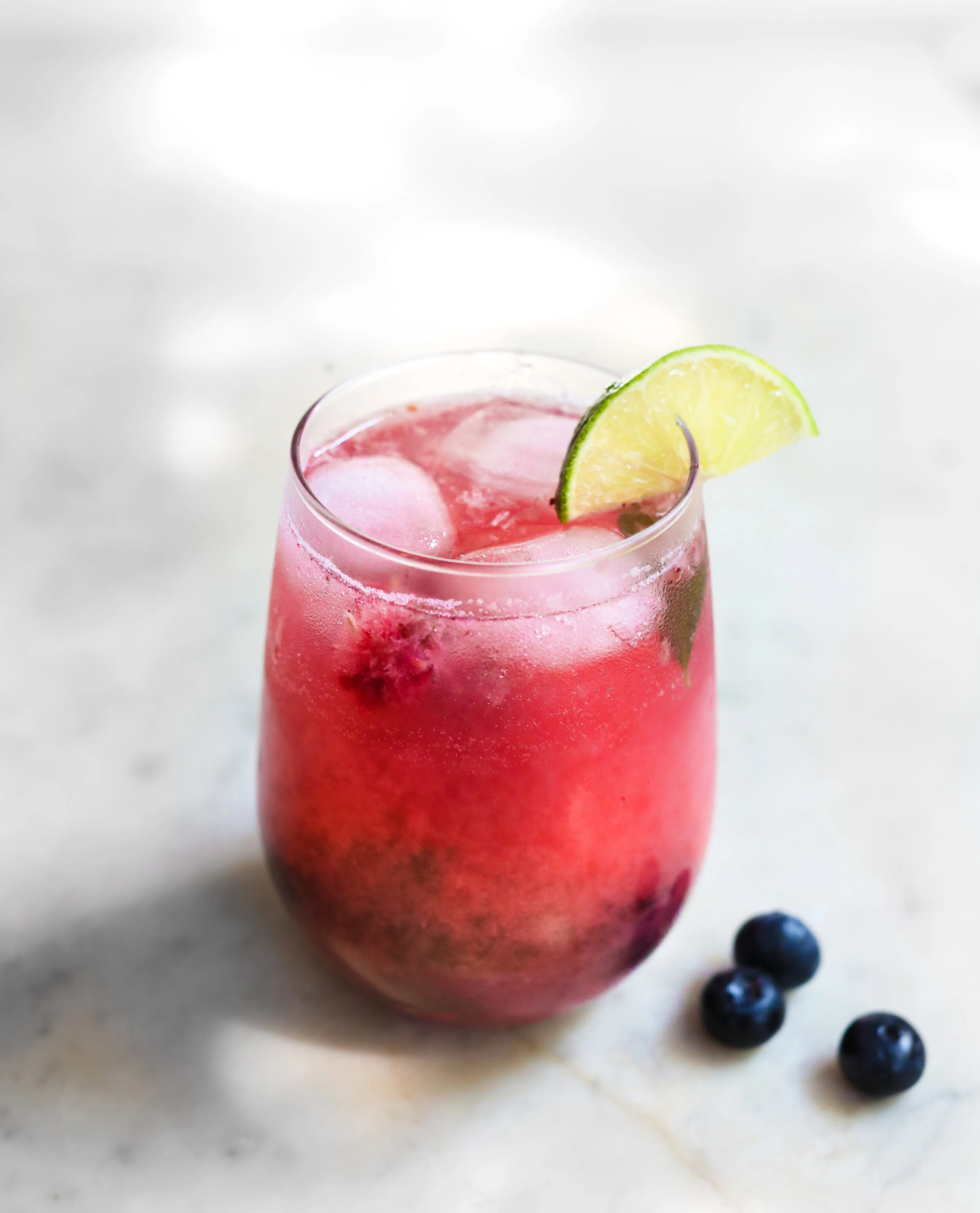 Fizzy Coconut Water Raspberry Lemon-Verbena Mocktail