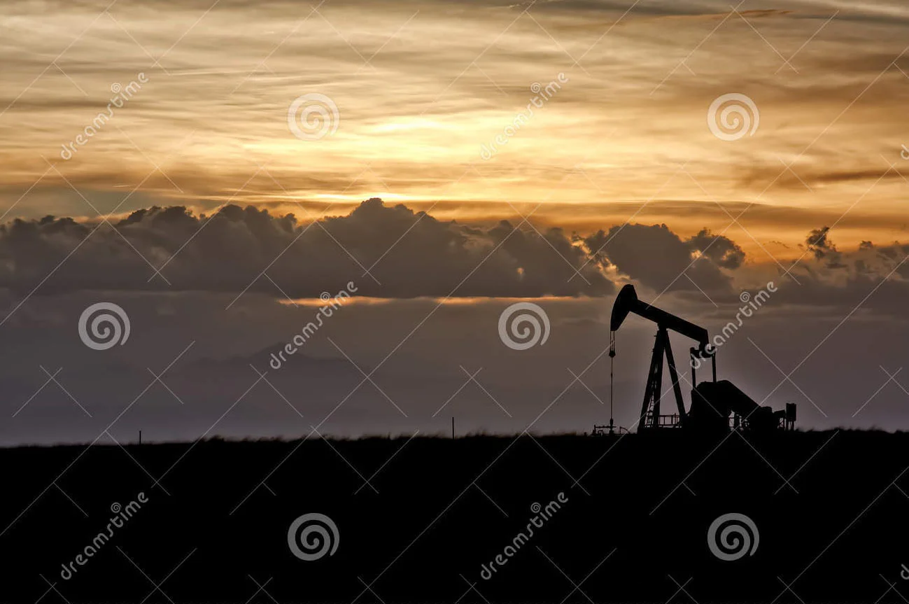pump-jacks-37758172.jpg