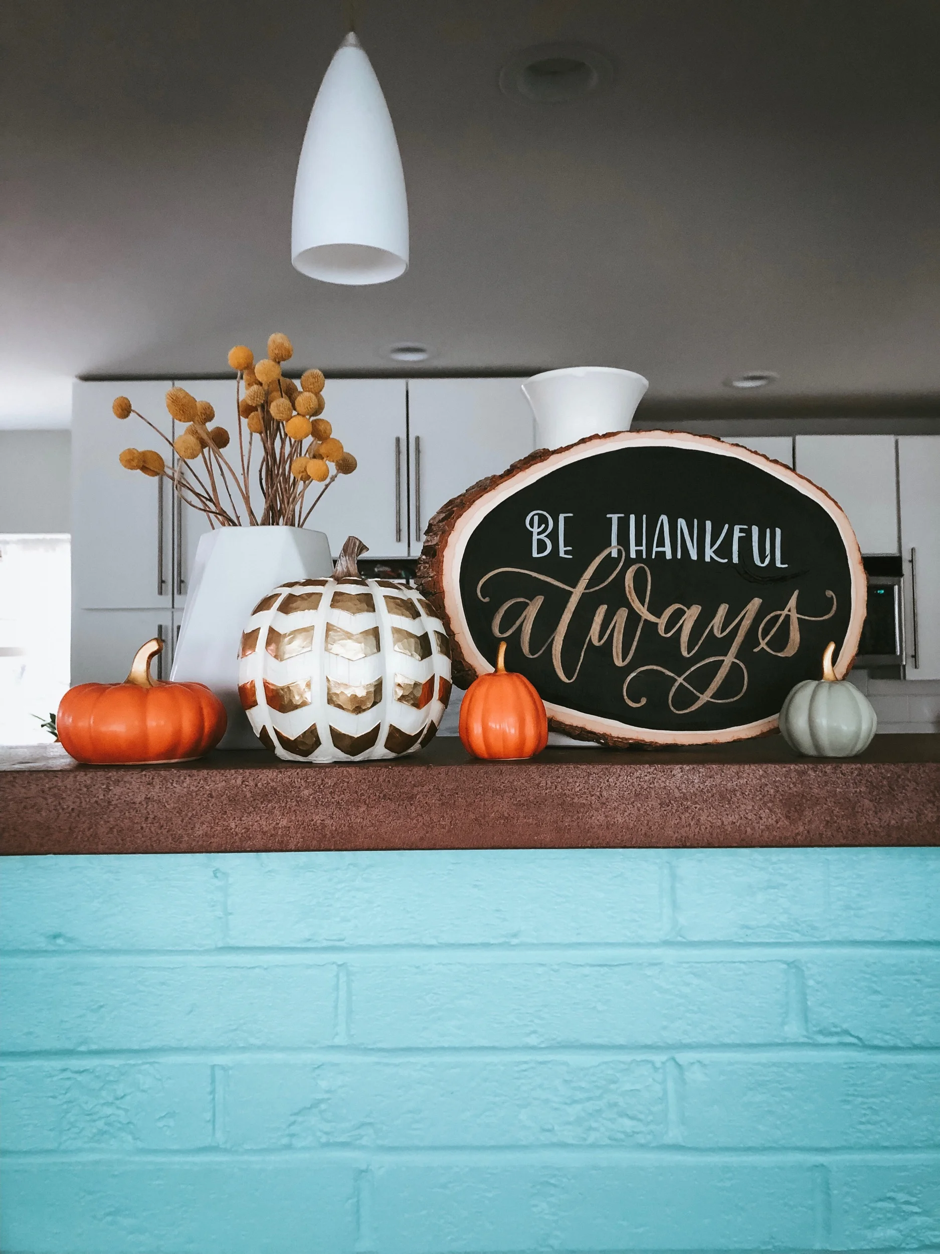 Teach-It Tuesday: Wood Slice Fall/Winter Decor Tutorial