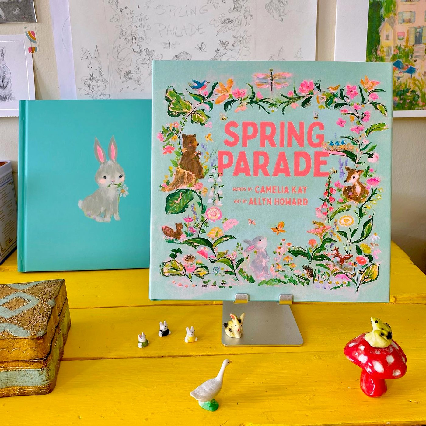 Allyn_Howard_Spring-Parade_book_BK-studio.jpg