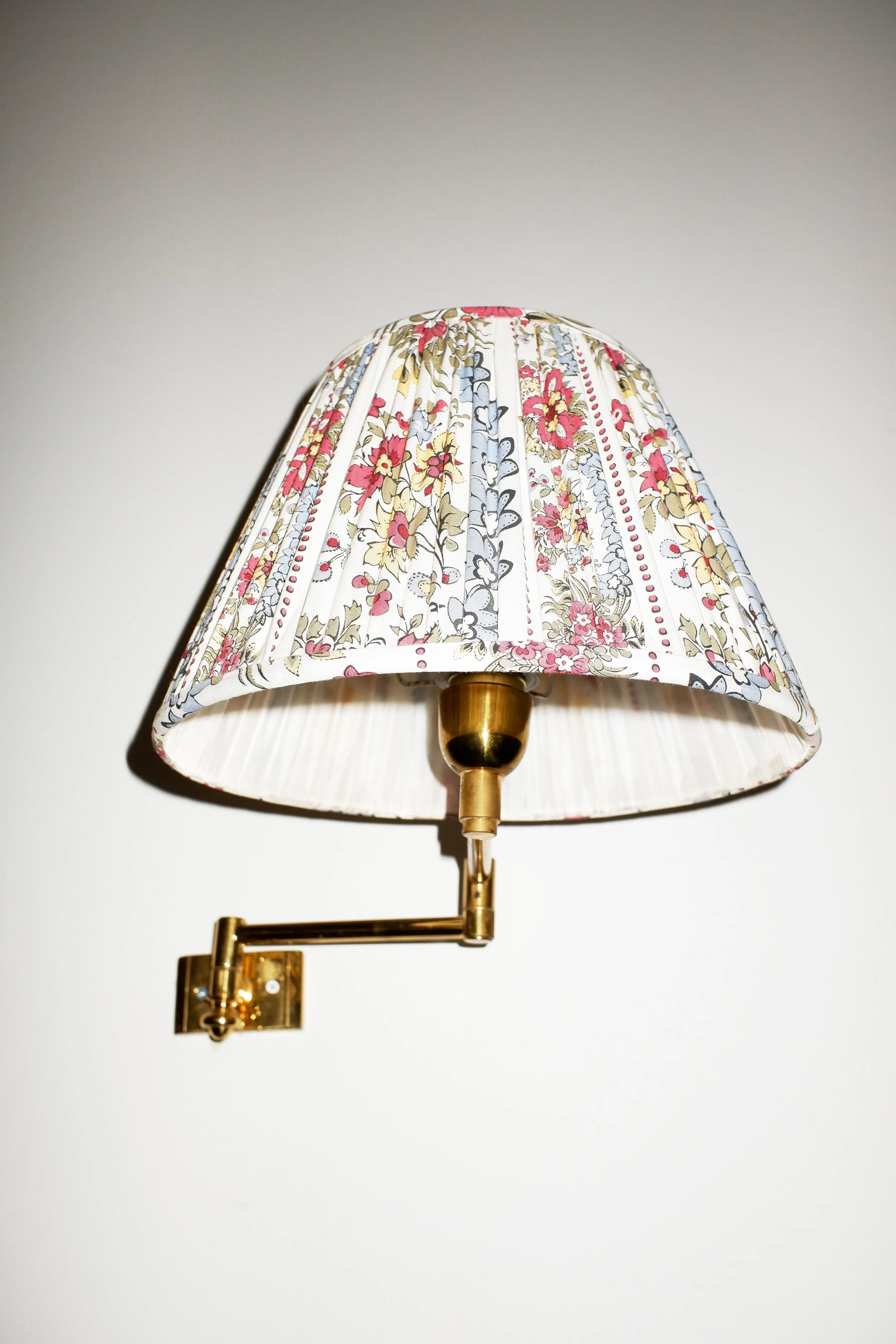 CornwallPinkCamera 100.jpg