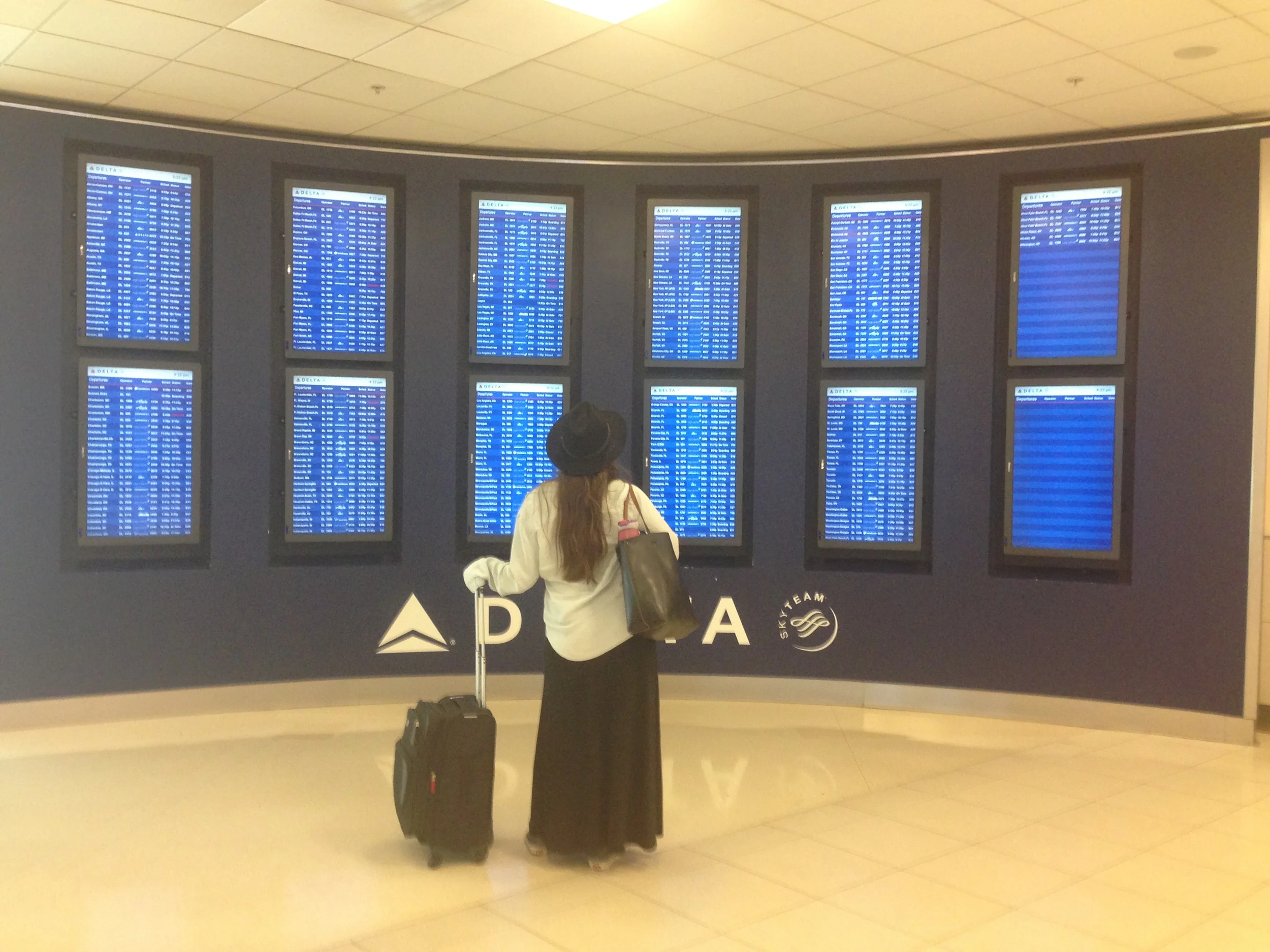 wanderlust wednesday: airport diaries