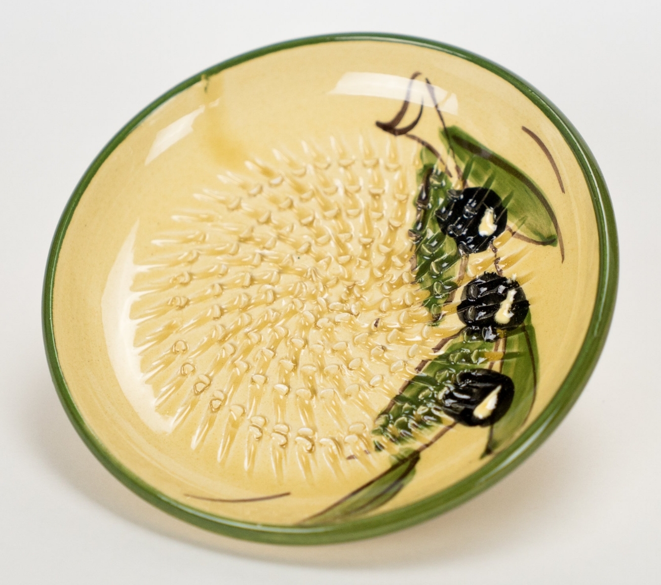 Elaboracion Artesanal Ceramics Espanola Ceramic Garlic Grater Plate Spain  4.5”