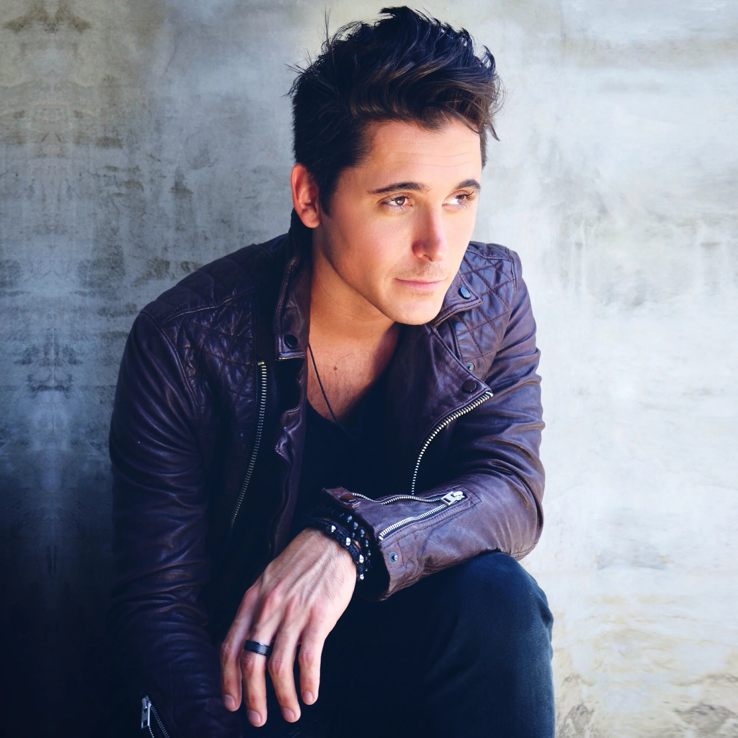 MAGAZINE SHOOT WITH ELIZABETH BENSINGER