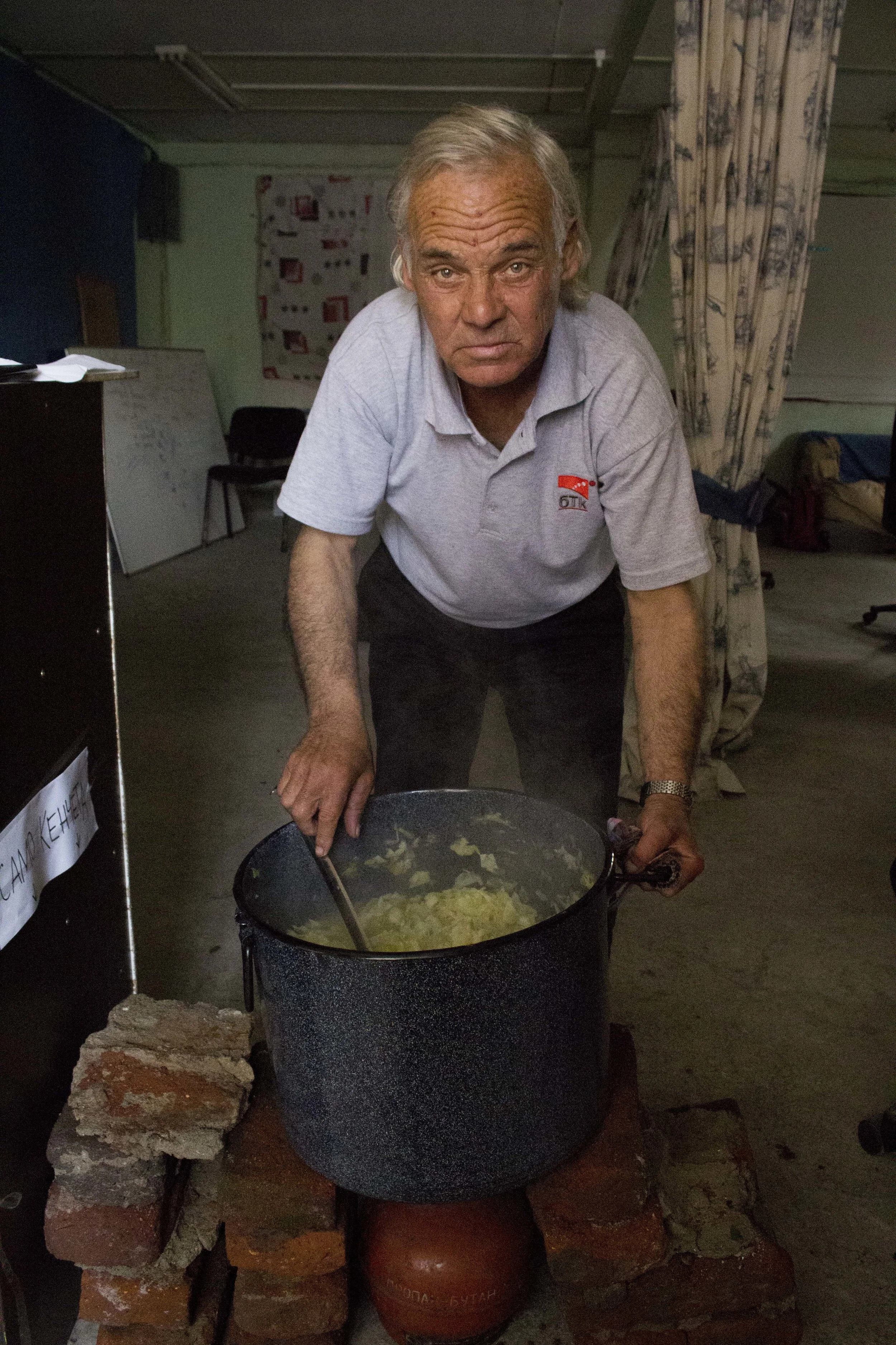 Jimmy cooks up a mean Zelay .