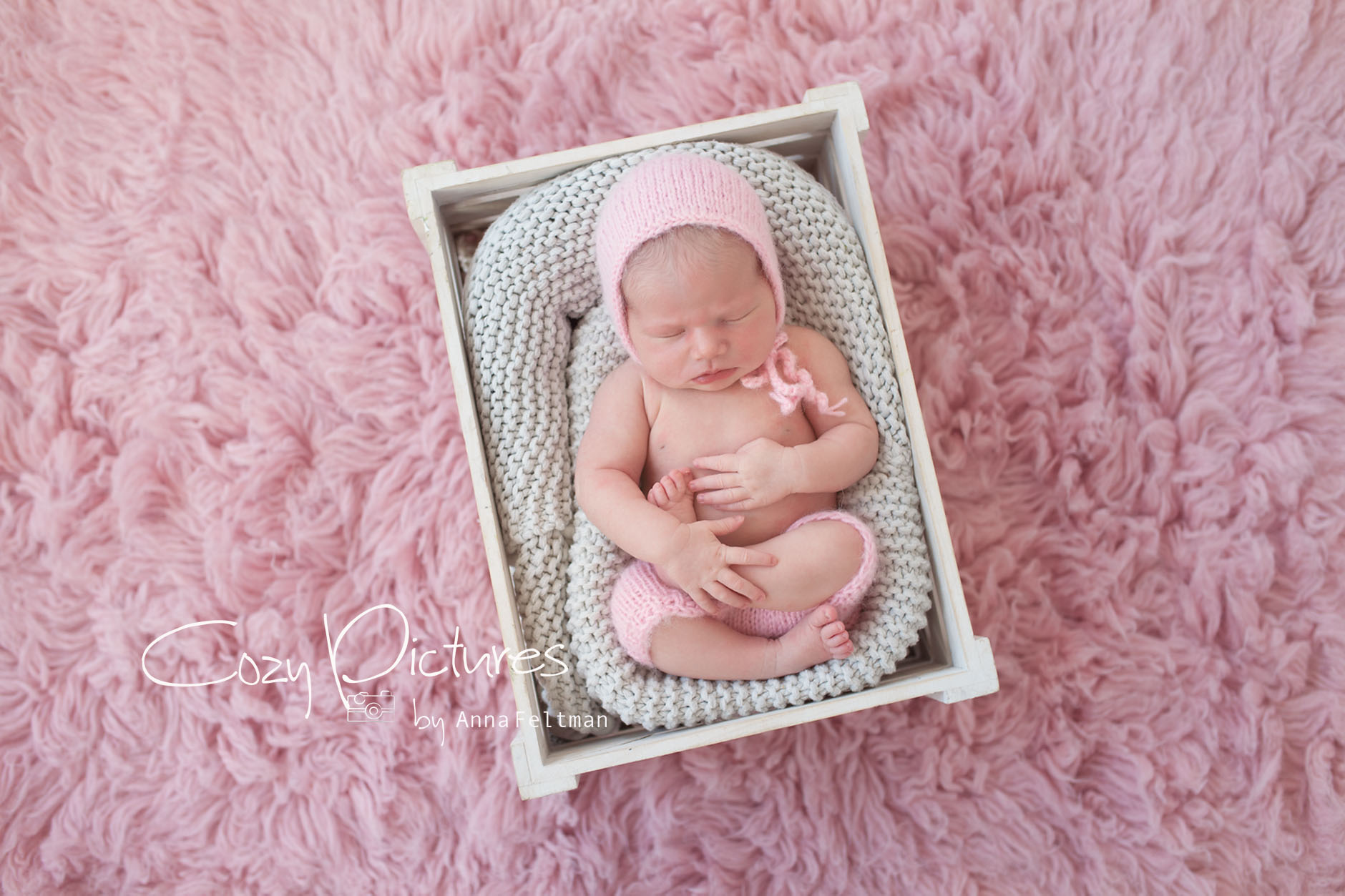 Newborn_Orlando_11_cozy_pictures.jpg