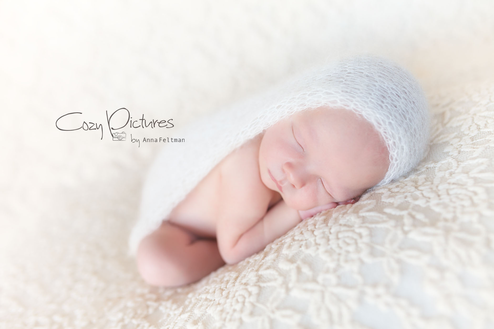 Orlando Newborn Photographer_18.jpg