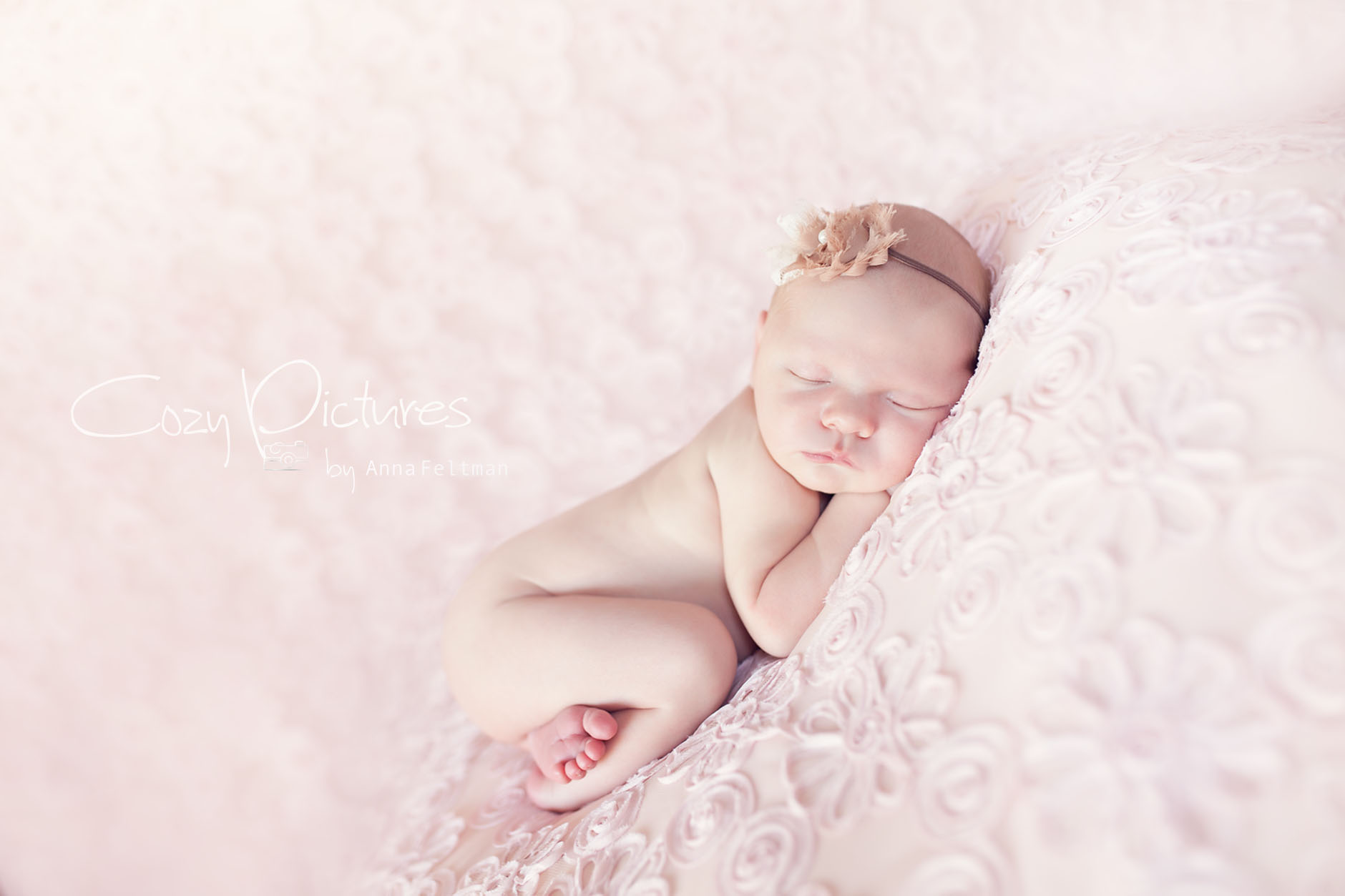 Orlando Newborn Photographer_19.jpg