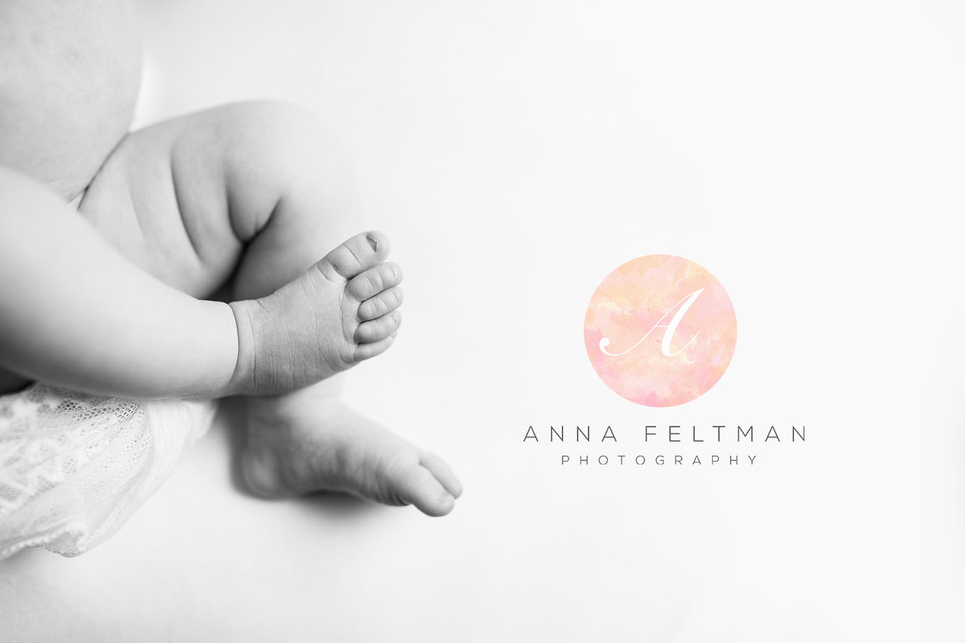 Newborn Feet Details Photographer Orlando.jpg