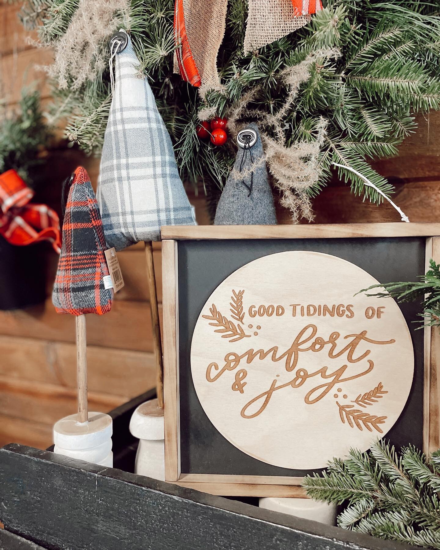 Our sweet friend from @written_by_maria filled the gift shop once again with the cutest Christmas decor! 

You guys have loved her work this season! We still have a few items that would make perfect gifts🤍