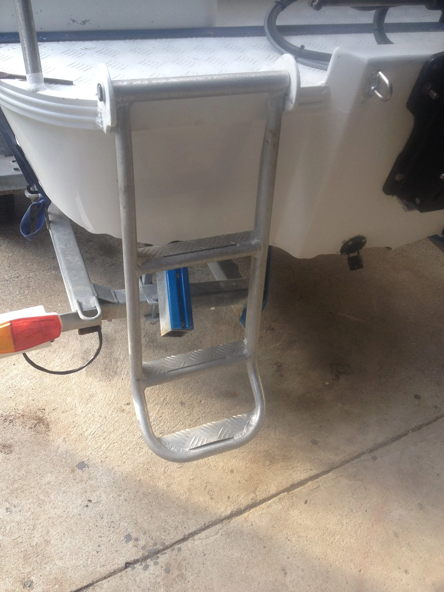 Tin Boat, Aluminium Boat, House Boat, All boat repairs, welding, fabrication