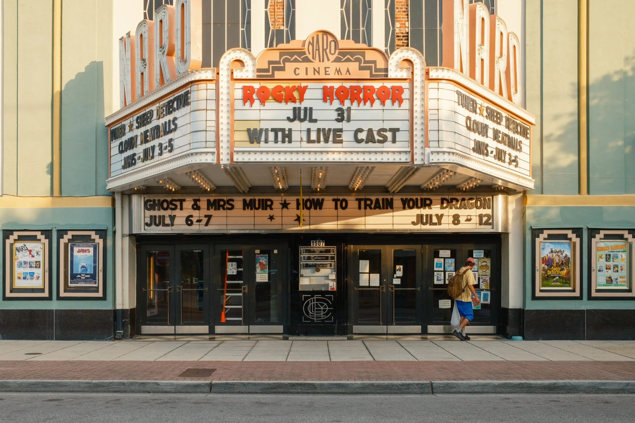 Naro Cinema