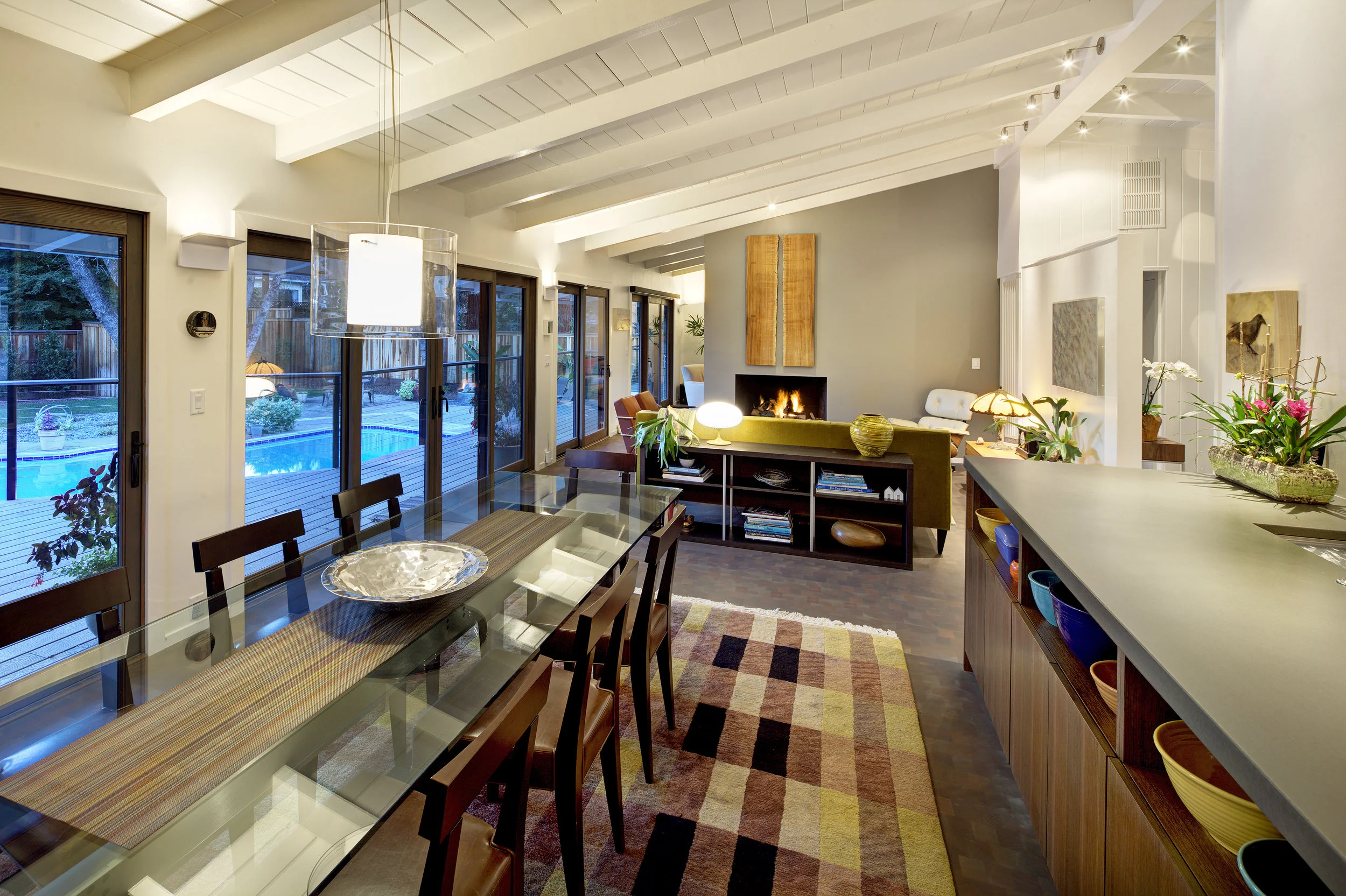 813 Treehouse living windows.jpg