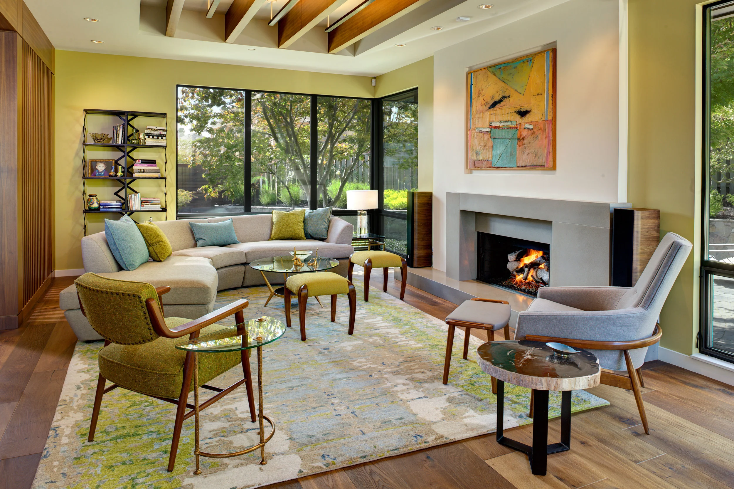 21 Weatherly 3LivingRoom.jpg