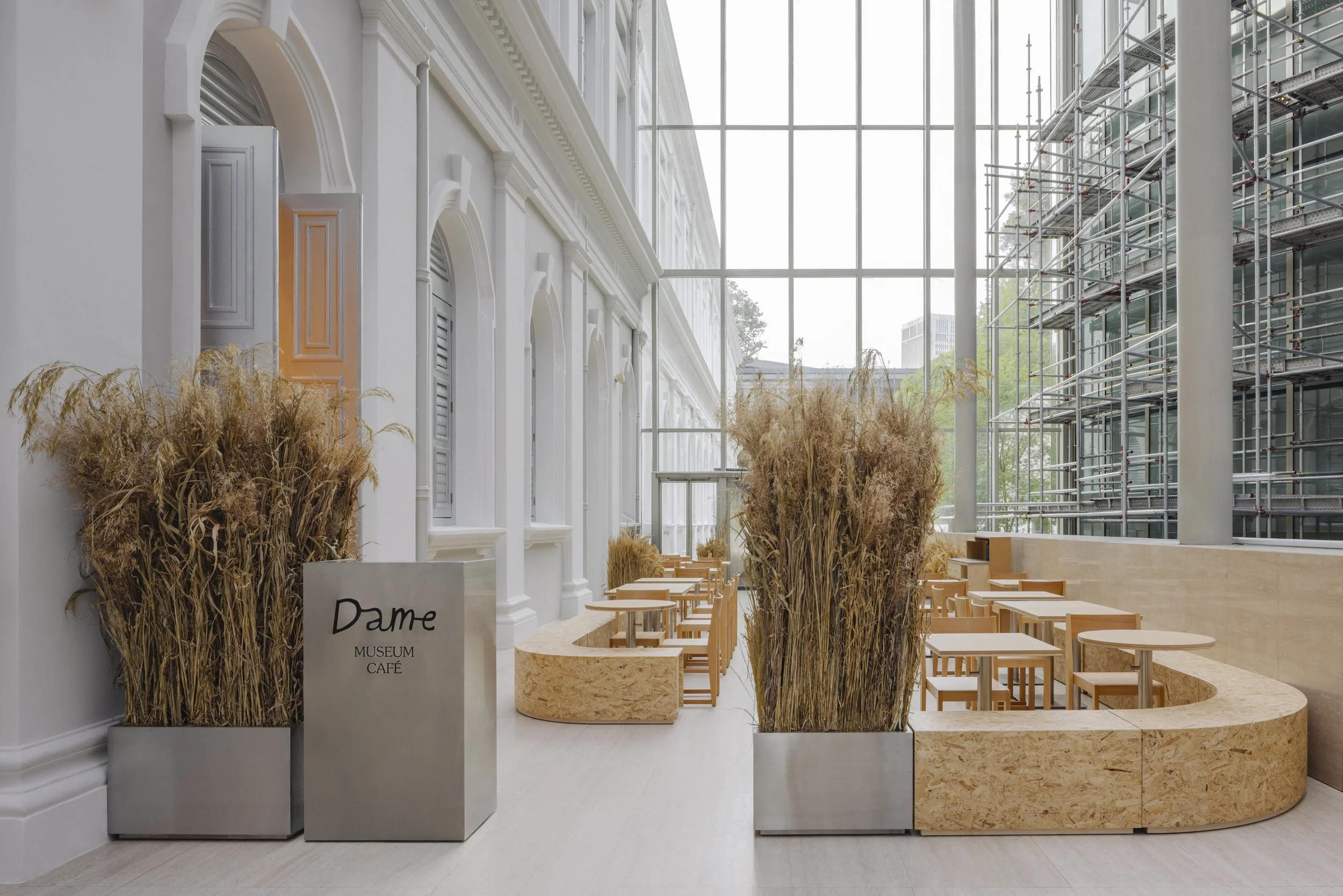 Hui Designs - Dame-1.jpg