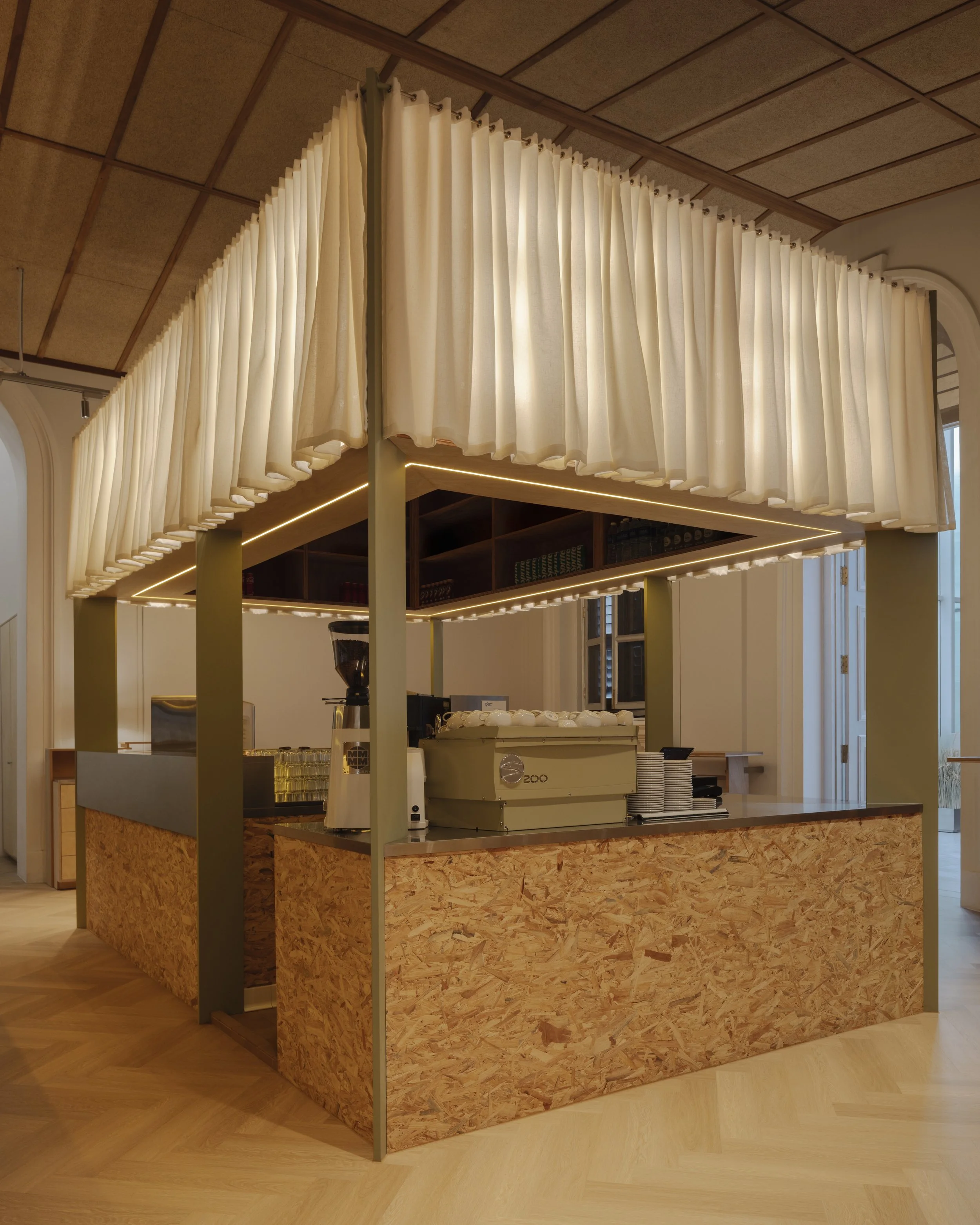 Hui Designs - Dame-30.jpg