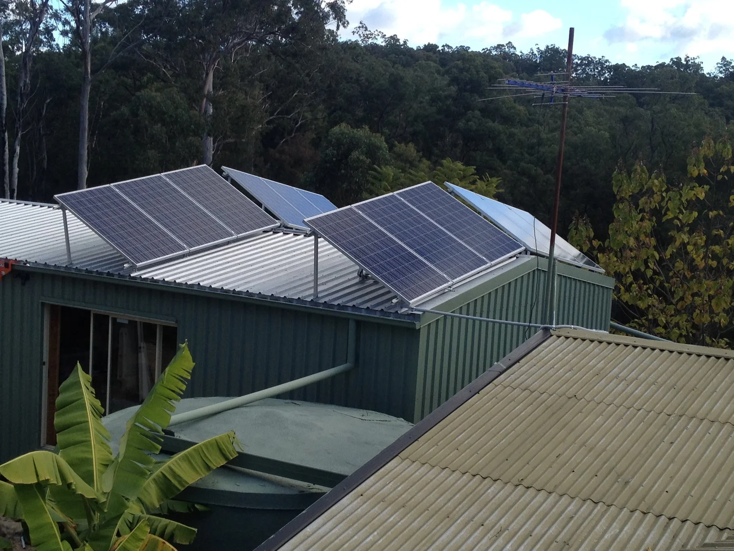 A closer look at DIY Off Grid Apartment Renovation Kits And Materials