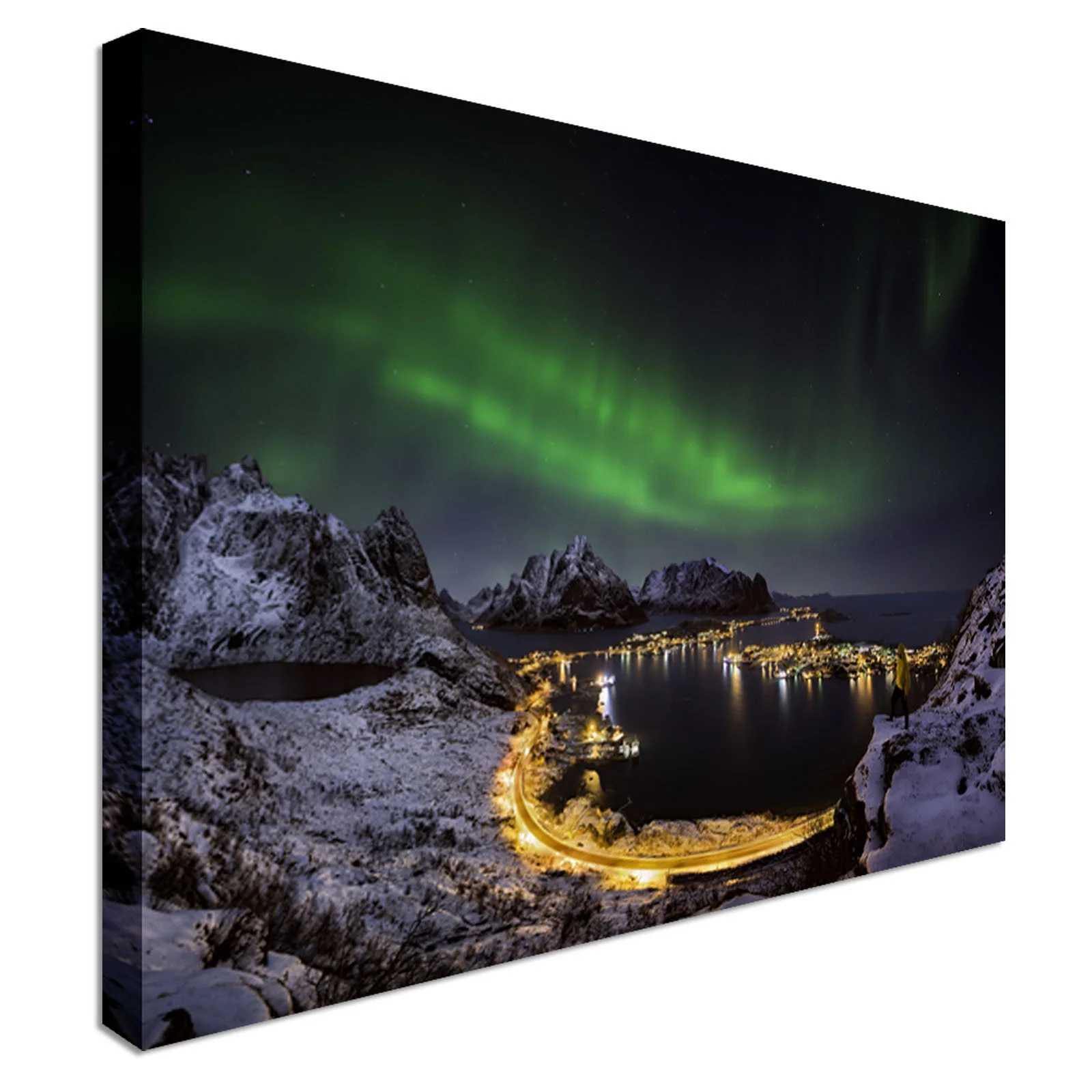 Northern lights over Reine, Norway.JPG