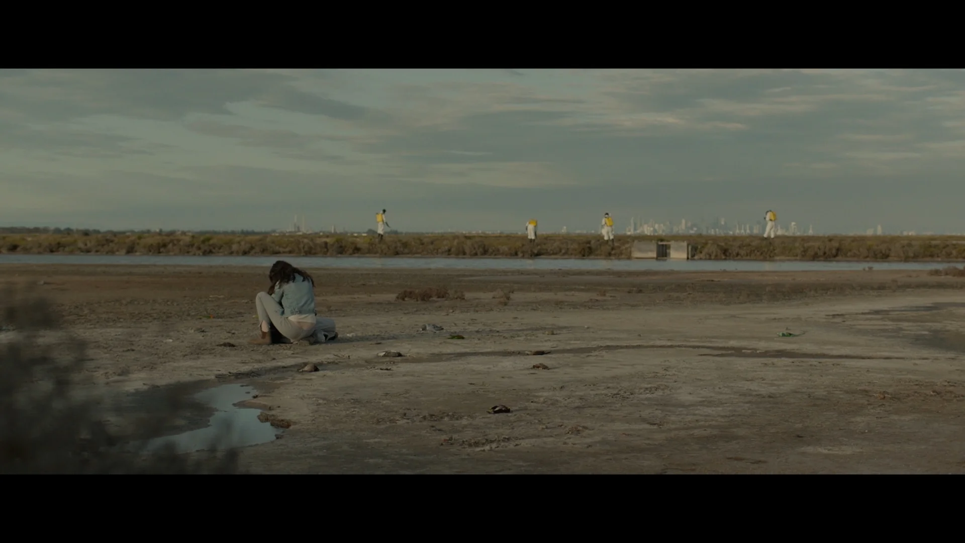 BIRDStill018.jpg
