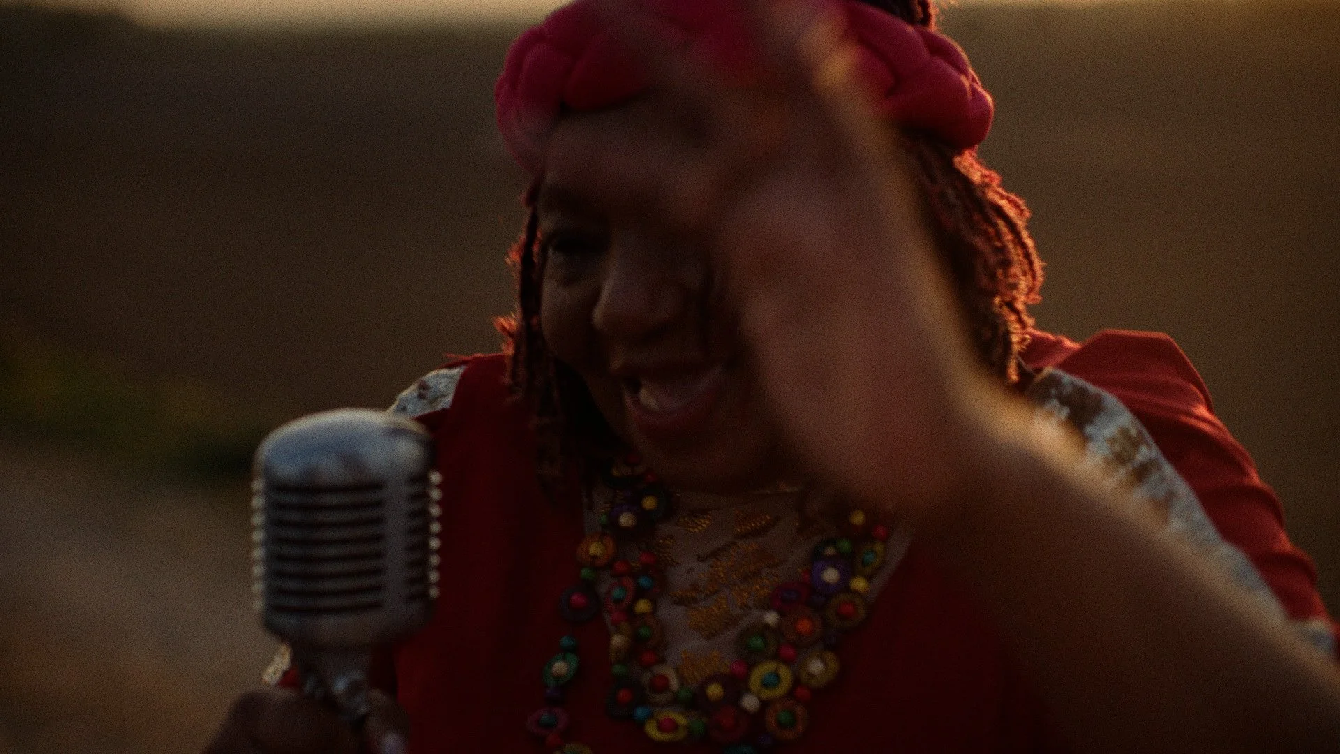 RAG N BONE MAN - Broken Antenna @ Knucklehead