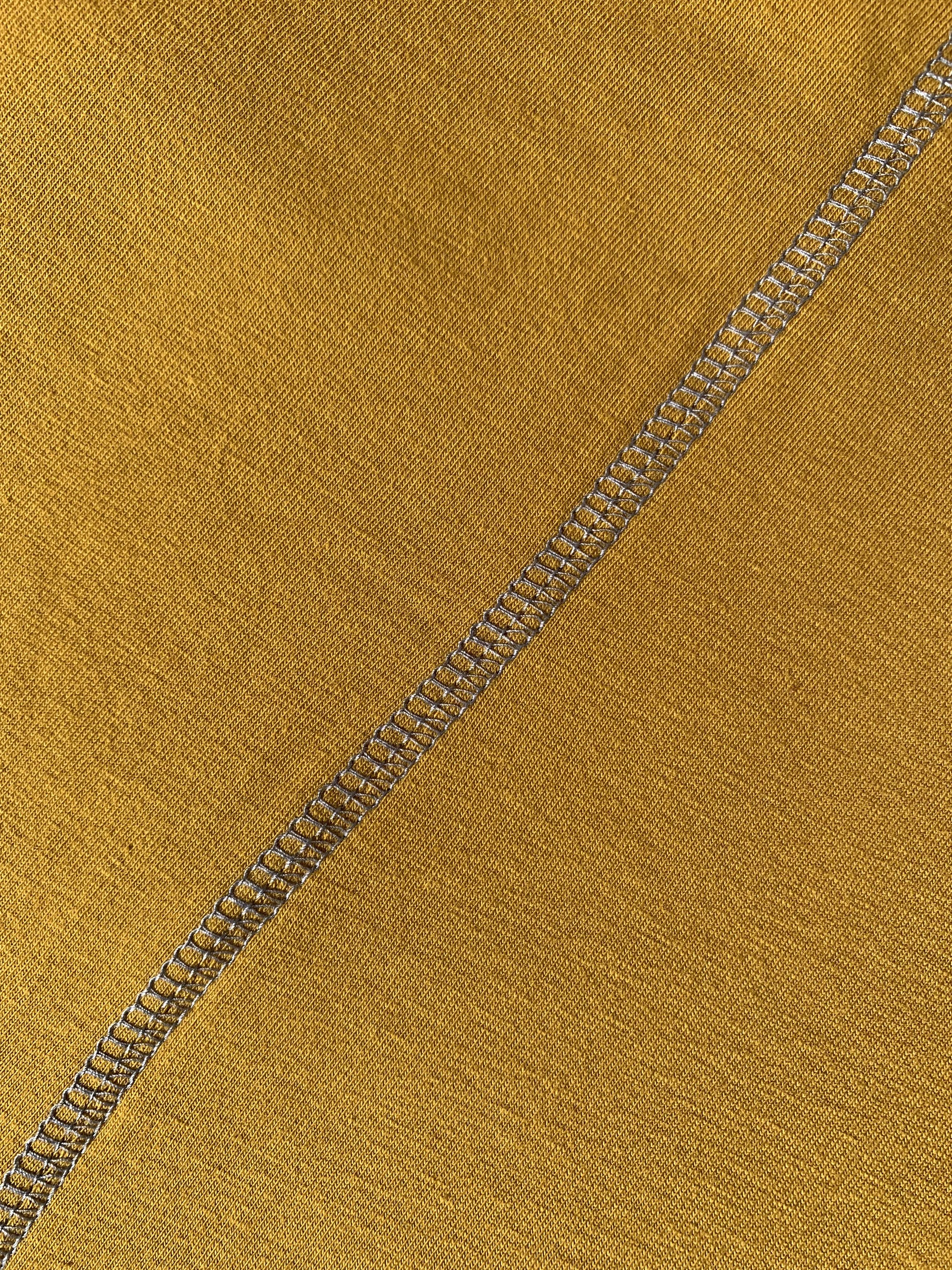 swatch saffron.jpg