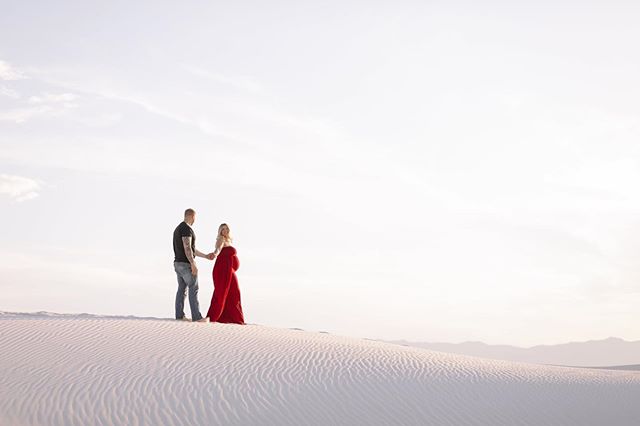 This beautiful couple is expecting their first little one soon ❤️ Morgan didn&rsquo;t mind trekking through White Sands and walking over dunes with me... I was a hot mess by the end but she got into their car to leave still looking as amazing as when