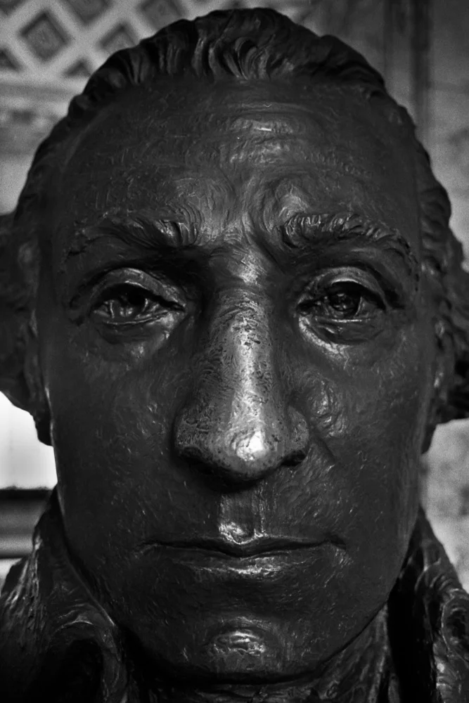 George Washington Bust, Olympia