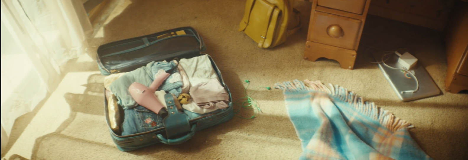 Suitcase.png