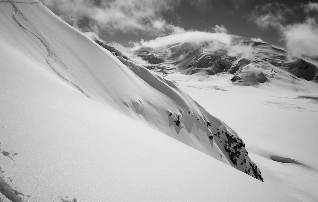 Spring Turns in the Alaska Range