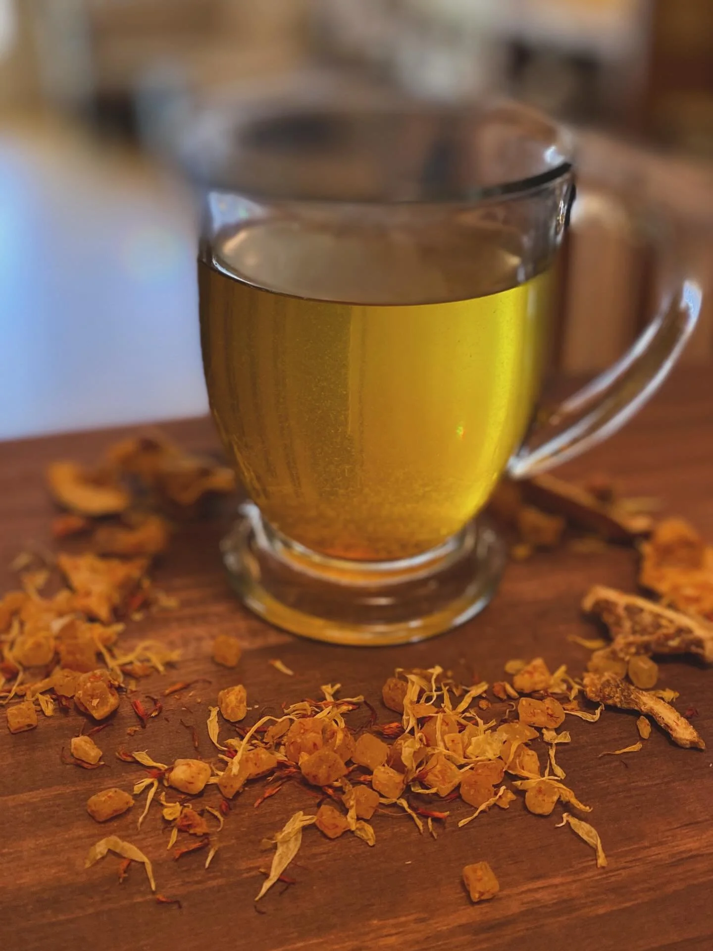 A cup of tea is more than just a cup of tea... it's slowing down, it's comfort, it's connection. 

Slow down a bit today with us. 

#teashop #easttexas #itsalwaysteatime