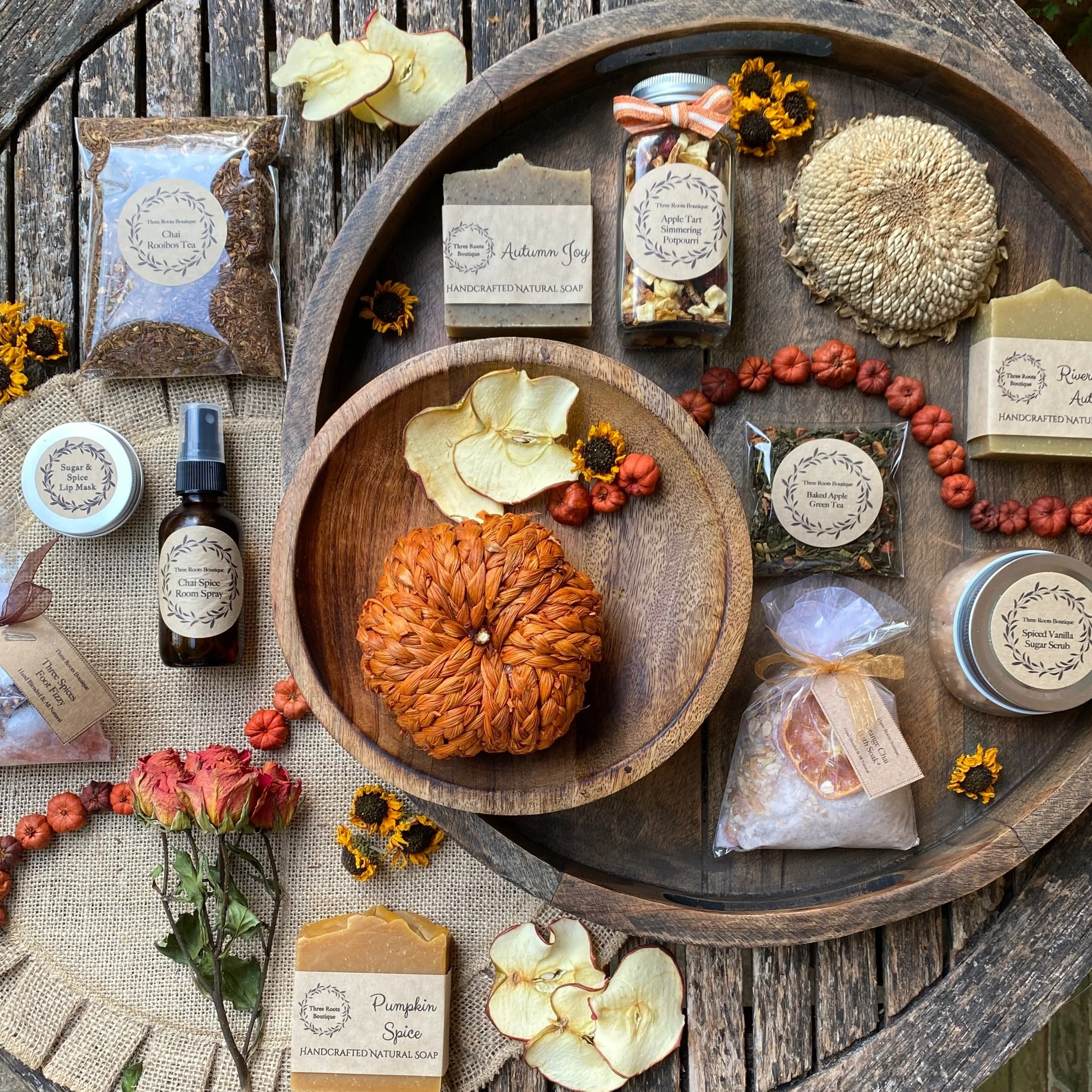 Autumn goodies have arrived at Three Roots! Get them while they last. Next week is calling for cooler temps! It's time to sit on the porch in the mornings, with your jammies and a pot o' tea! 

#easttexas #teashop