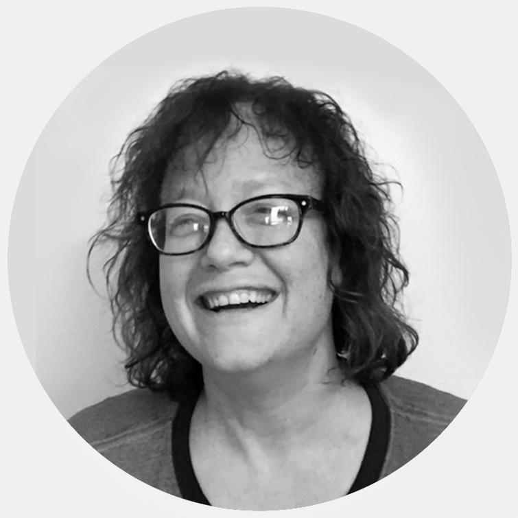 Robin Kurzer, Writer & Brand Strategist