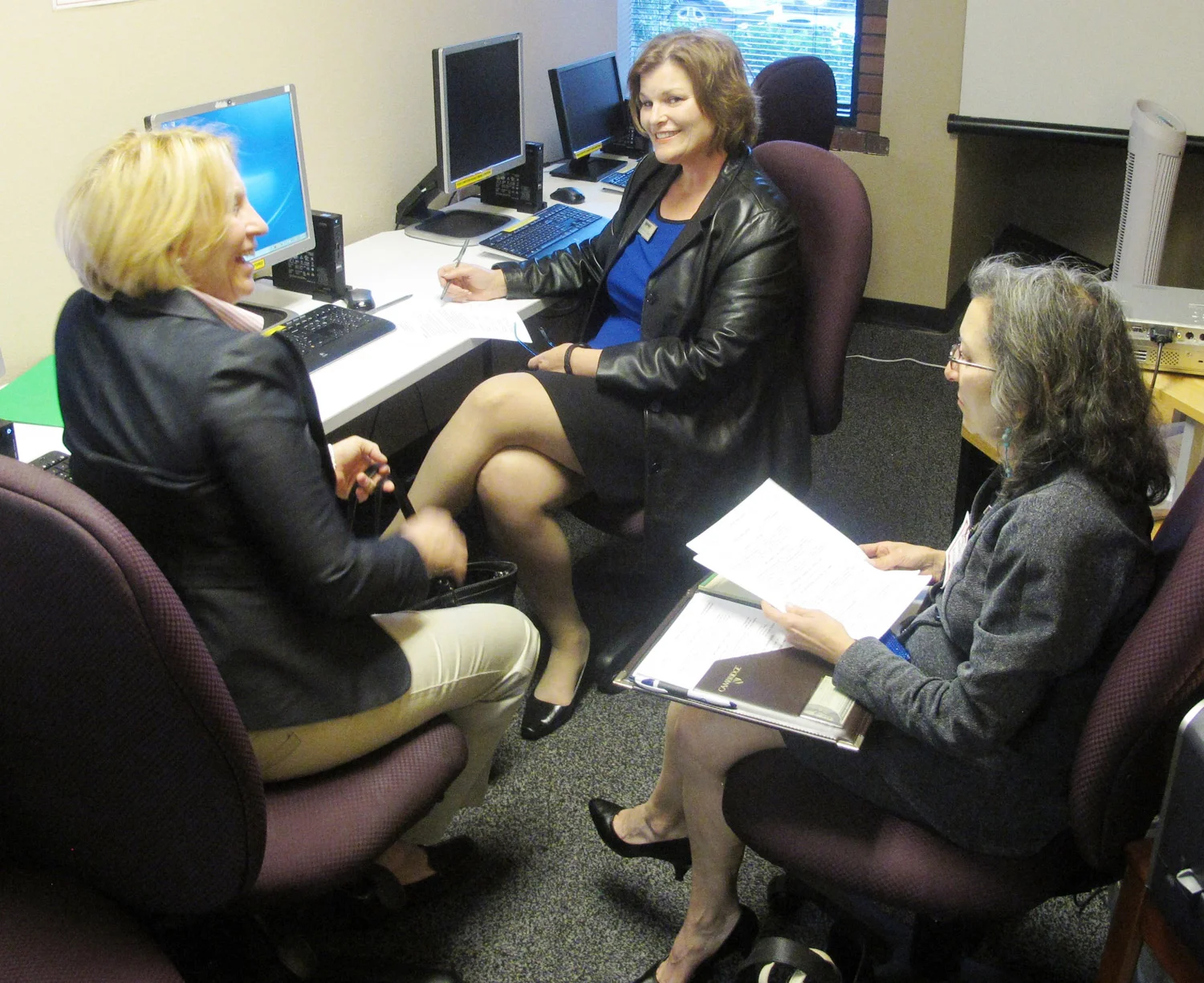 Janie-working-with-Job-Seekers_1500for-WEB.jpg