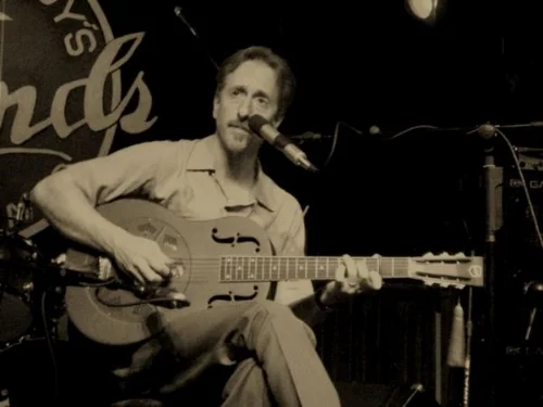 A couple sets of Country Blues at the old Buddy Guy's Legends.