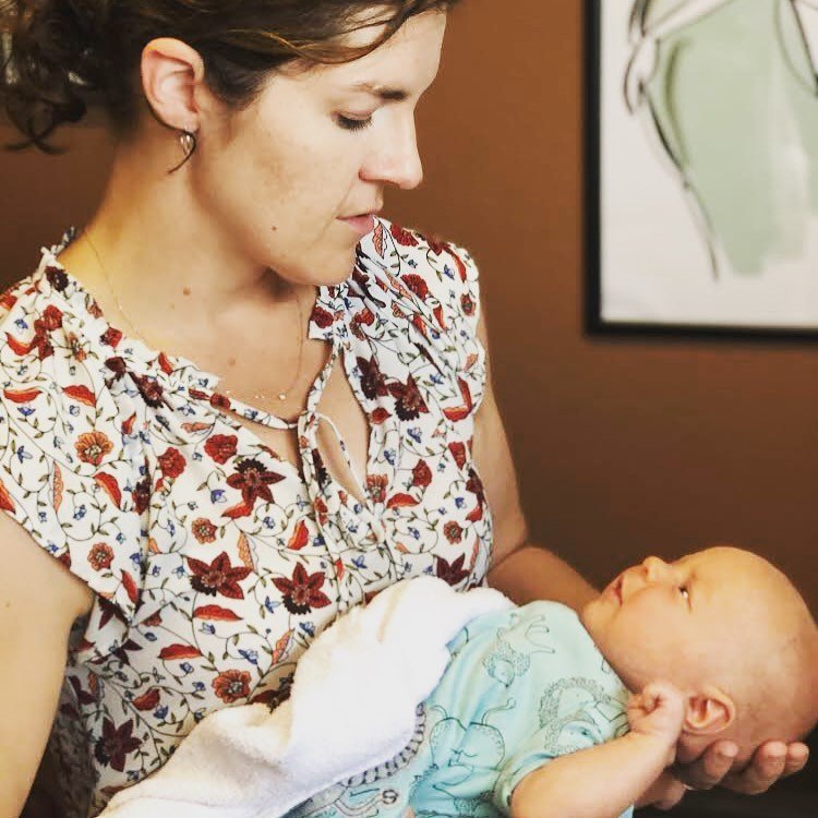 Did you know that babies should be able to turn their heads fully to both sides? If a baby has a preference for one side versus the other (or maybe prefers to breastfeed on one side), this means they should see a pediatric chiropractor.

Turning the 