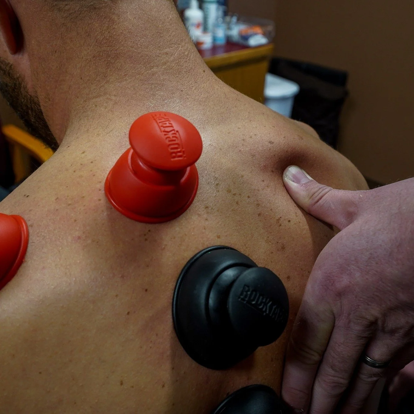If your body feels like one big knot&hellip; this is for you.

Cupping is one of the fastest ways we&rsquo;ve found to:
✔ Loosen tight muscles
✔ Improve mobility
✔ Reduce pain without medication

Instead of pushing down into sore tissue, cupping lift