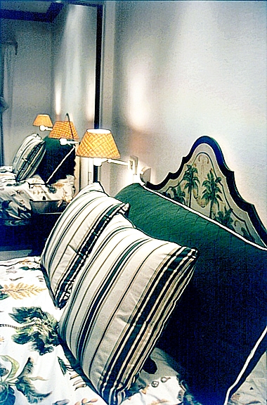 ir_headboard_m.jpg