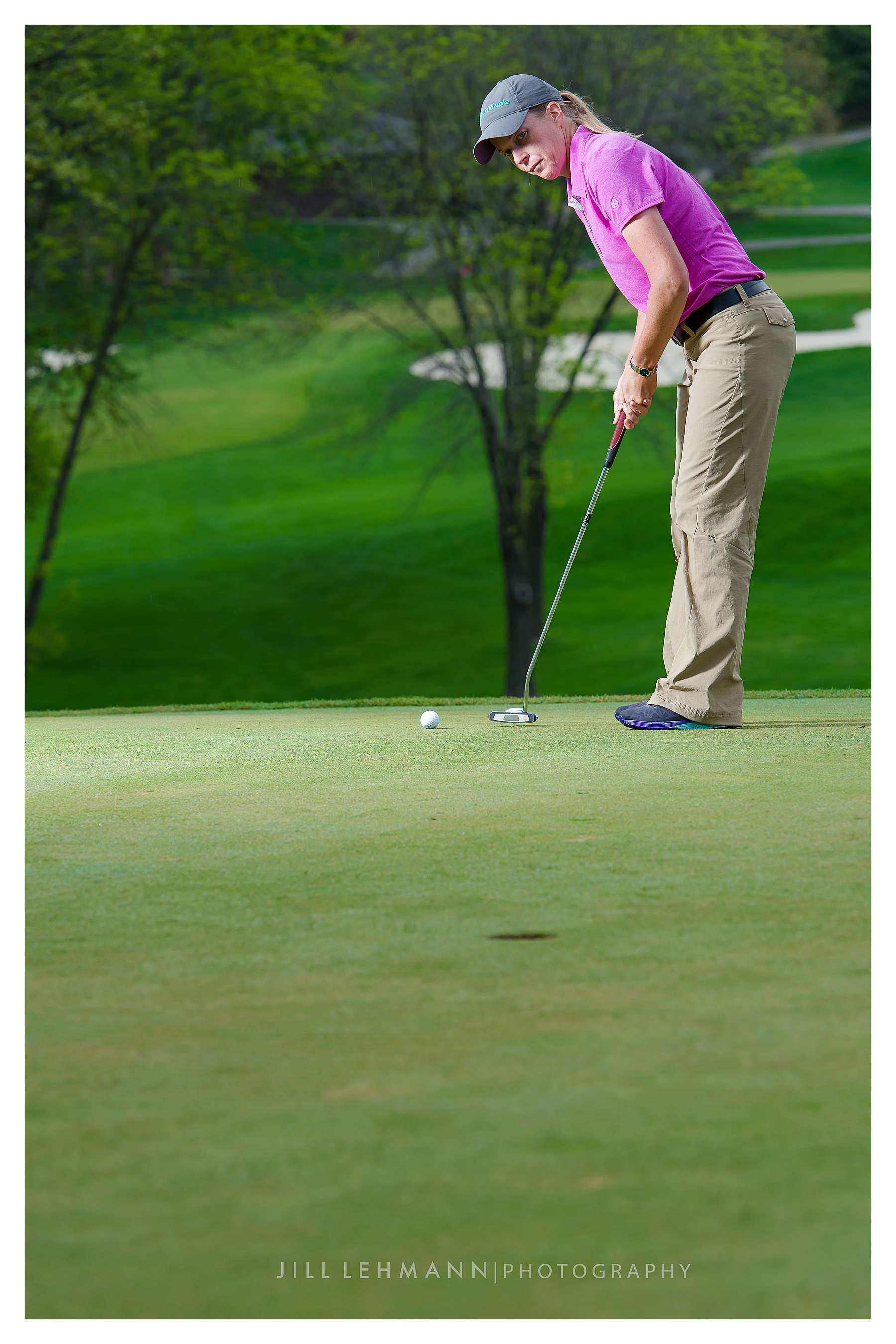 Sarah Bidney - Golf Pro on the course
