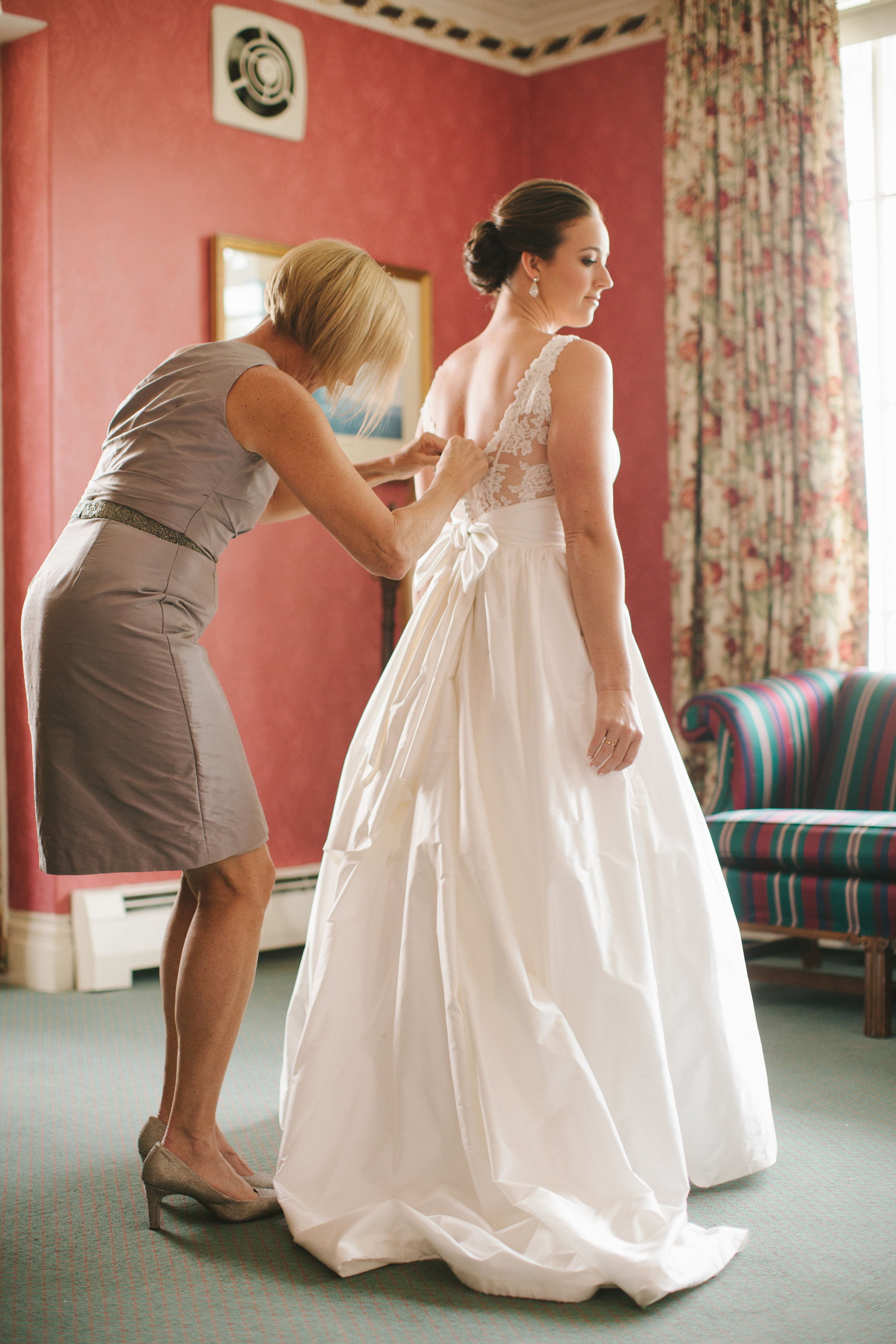 Meg and Chris are Married-Getting Ready-0114.jpg