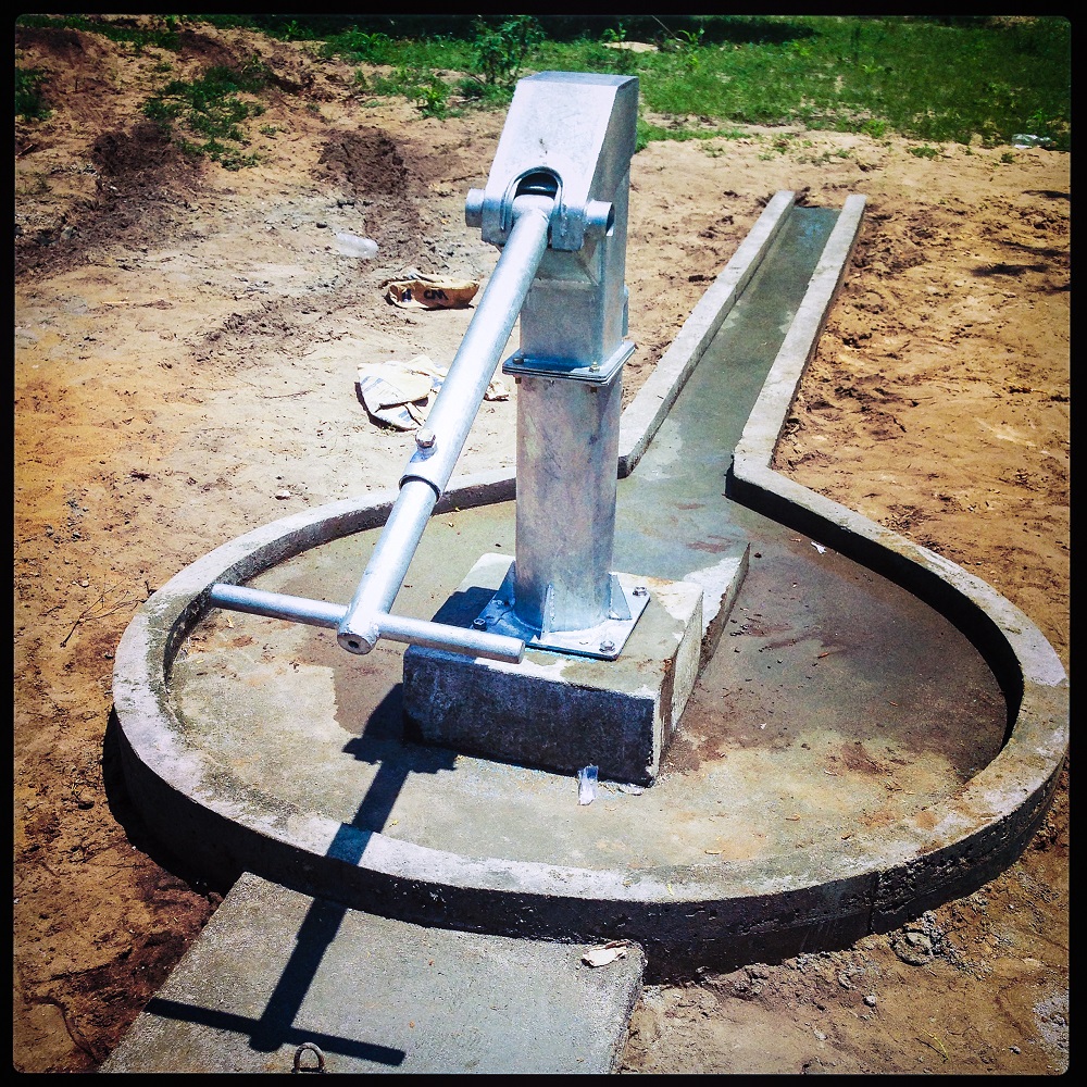 Hand Pump.jpg