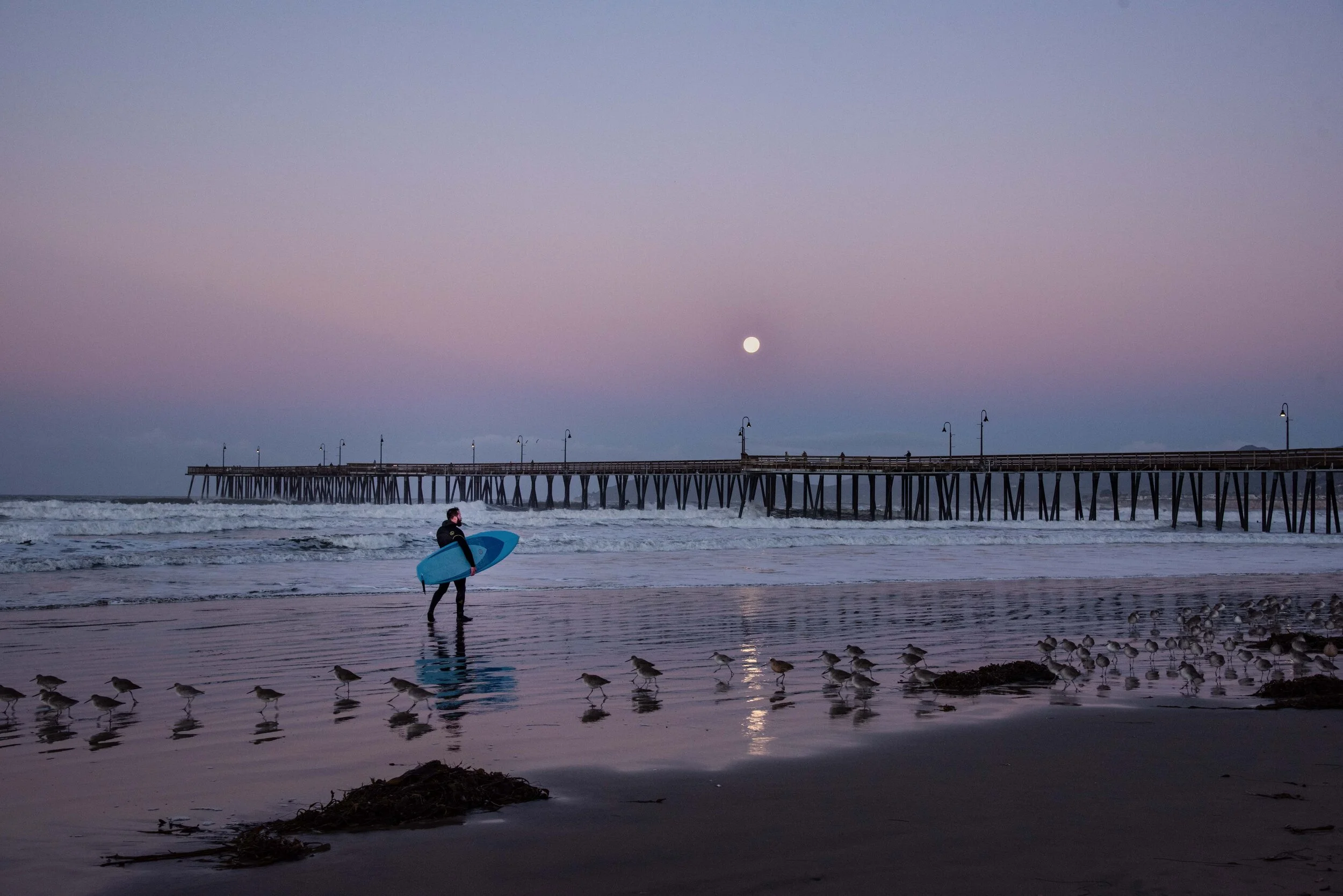 Super_Moon_Set_Over_Pismo_by_Kathleen_Gerber.jpg